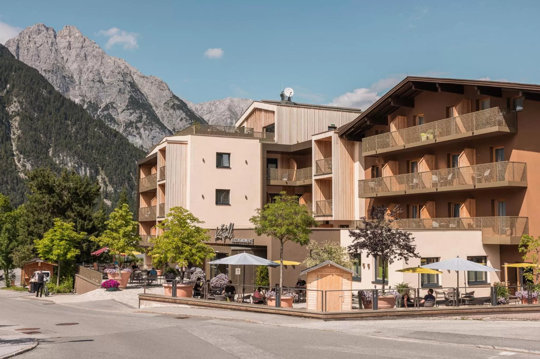 Property Building in Hotel Kristall