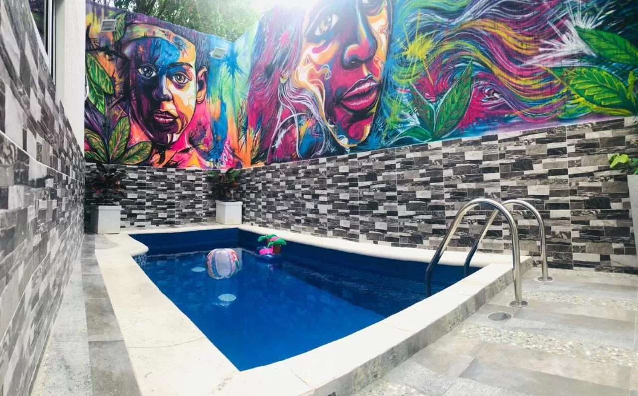 Other, Swimming Pool in Bahia 79 Apartasuites Cerca al Centro