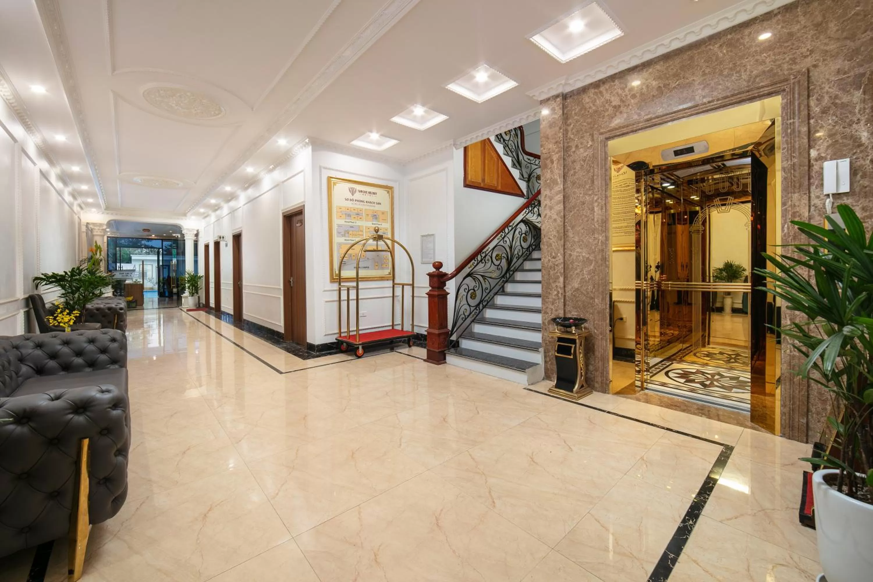 Lobby or reception in Tam Coc Holiday Hotel & Villa