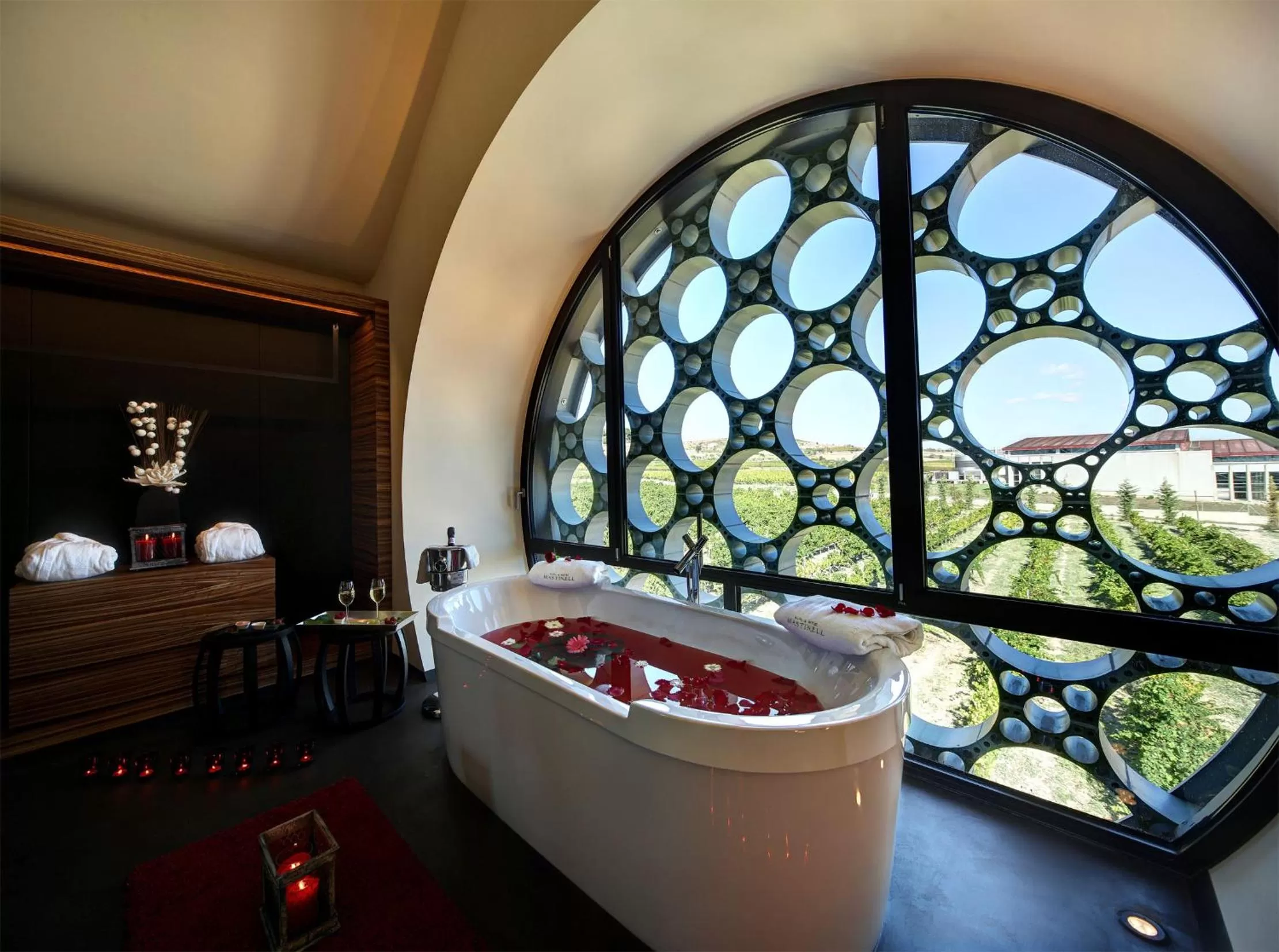 Bathroom in Mastinell Cava & Boutique Hotel by Olivia Hotels Collection