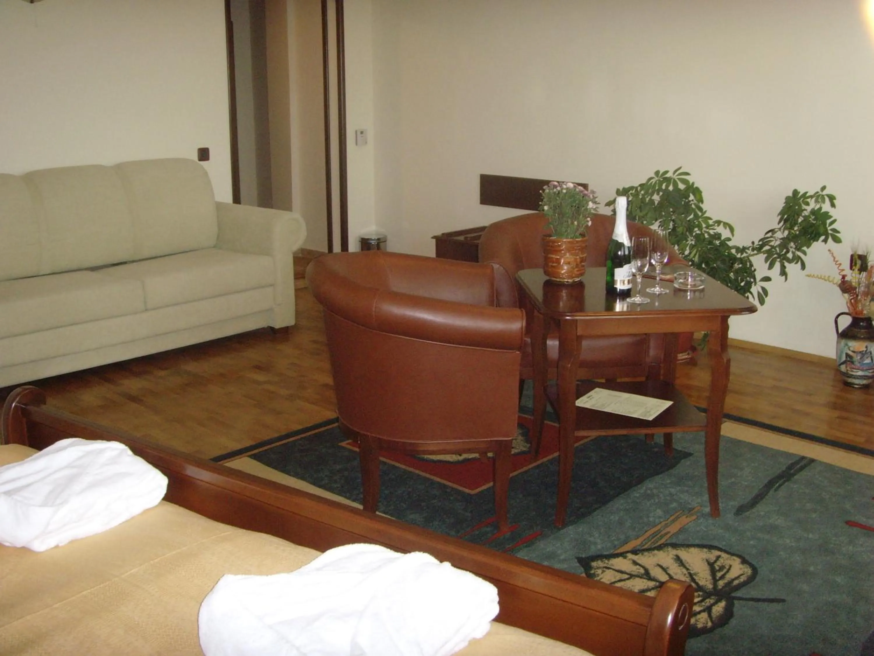 Seating area in Meridian Hotel Bolyarski