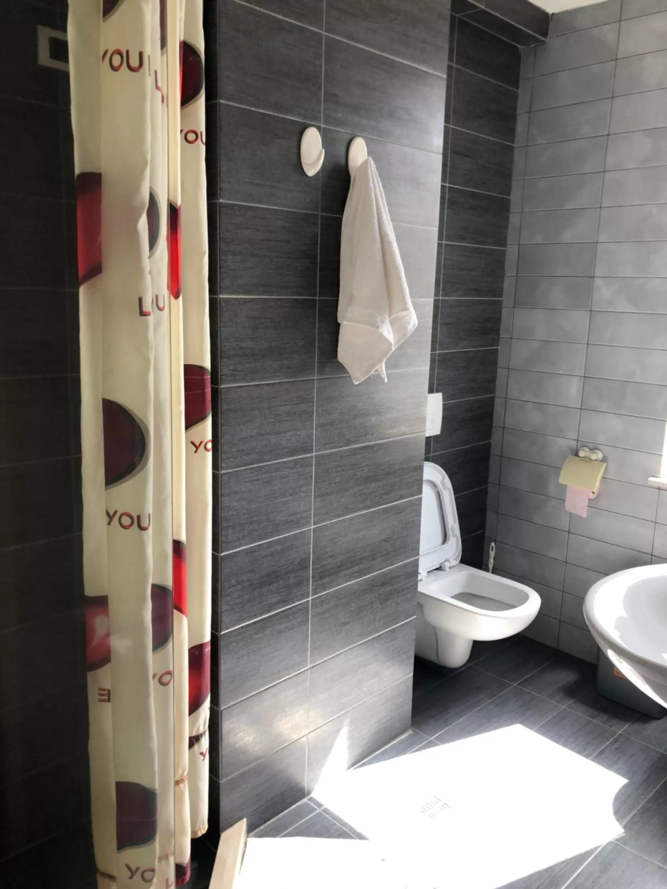 Bathroom in Hotel Pernoca