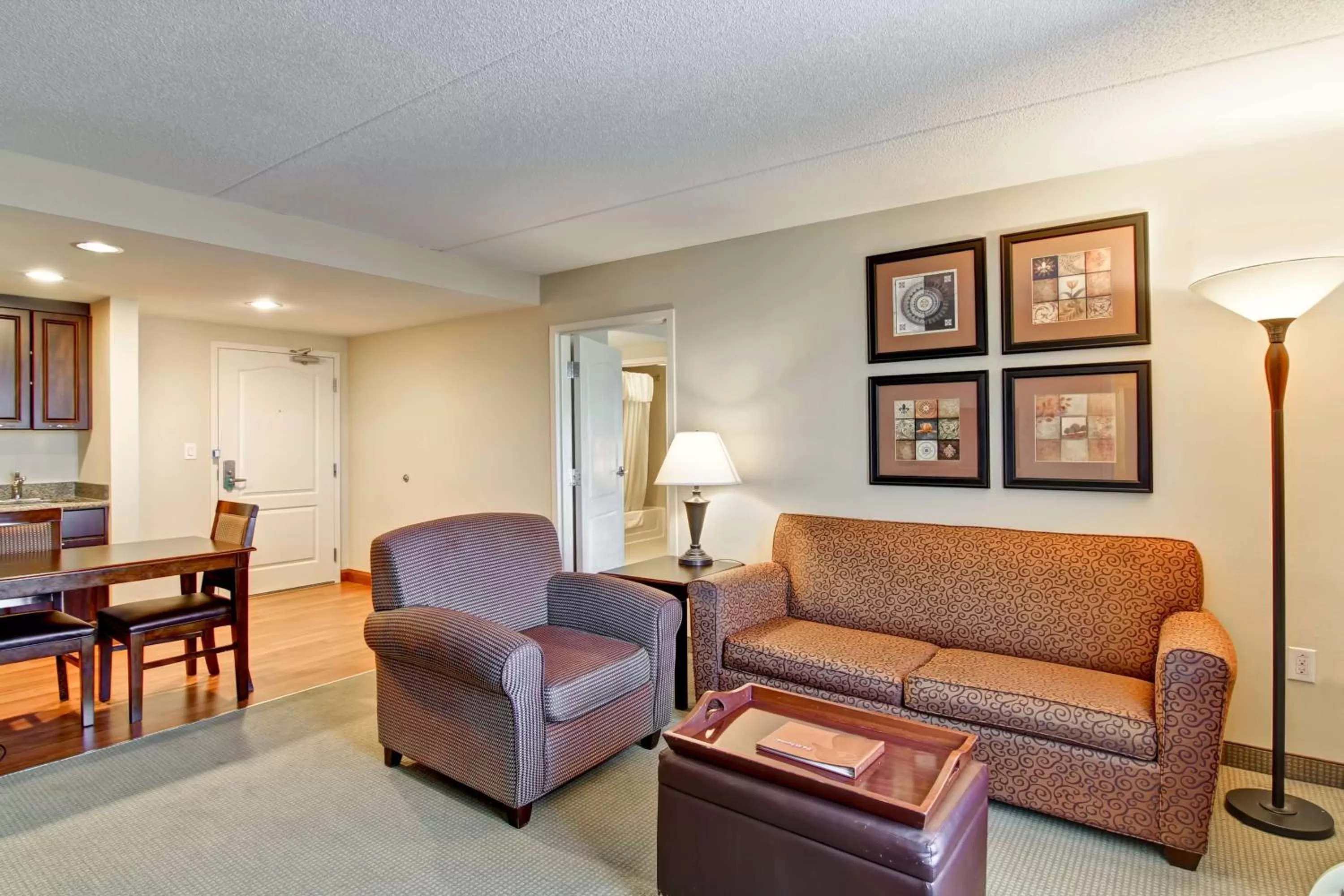 Living room in Homewood Suites by Hilton Sudbury