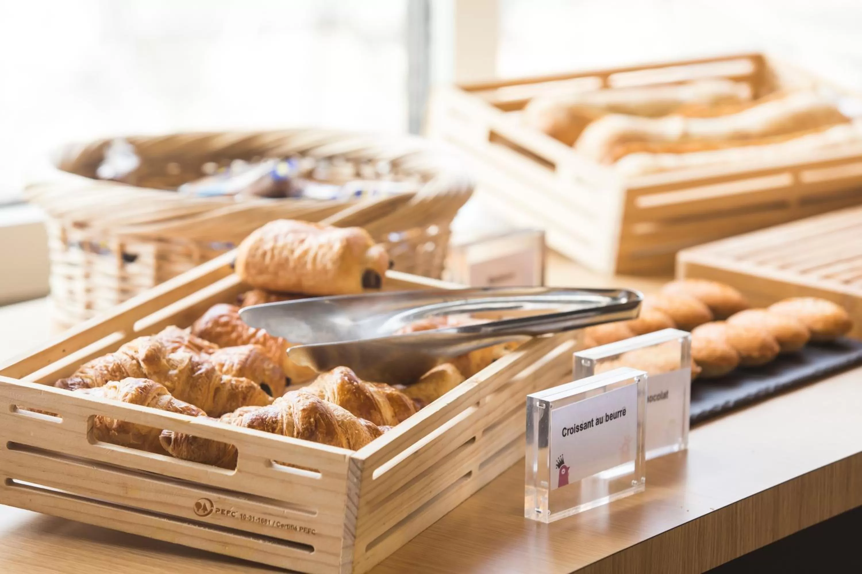 Food and drinks in Kyriad Montchanin le Creusot