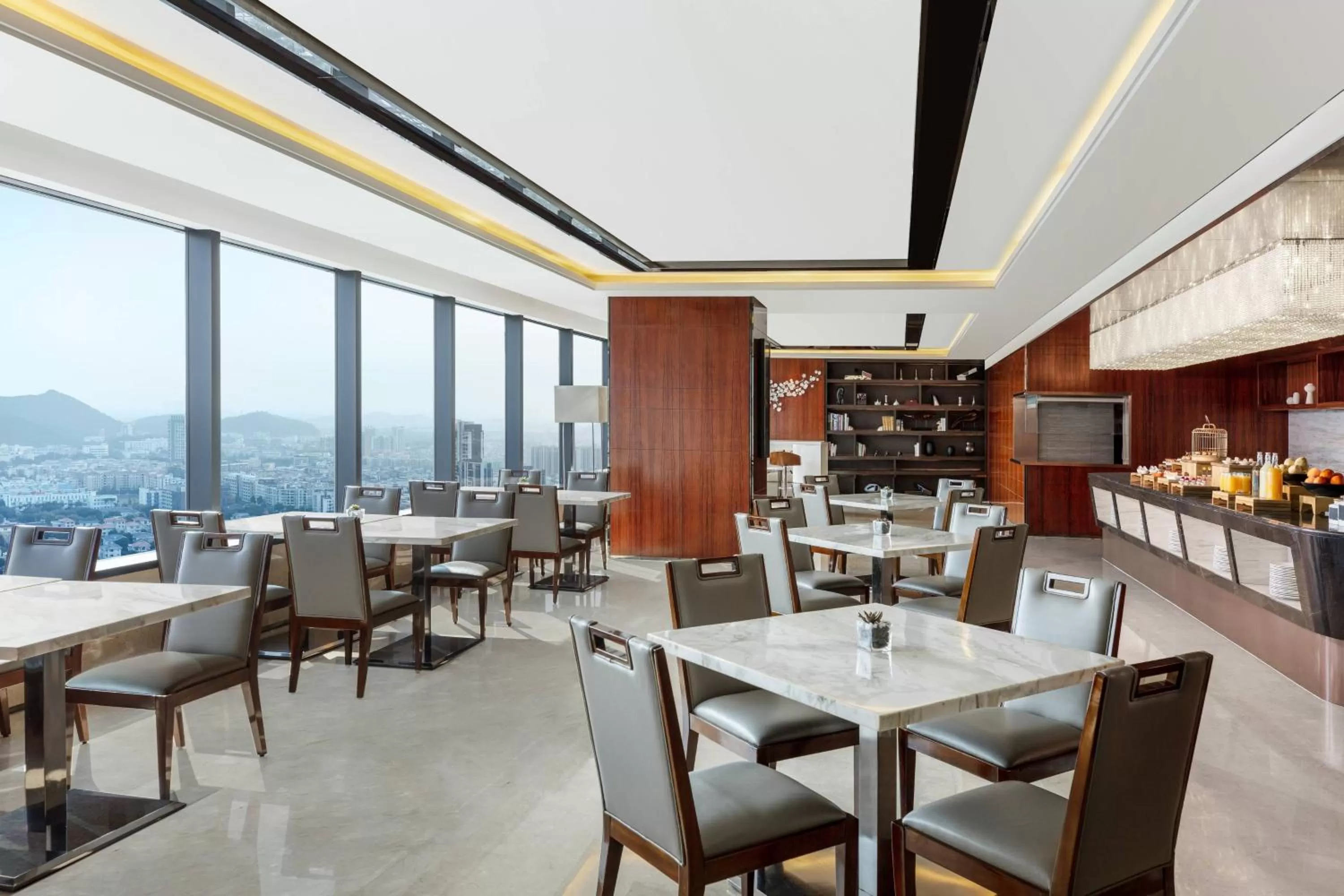 Lounge or bar in Shunde Marriott Hotel