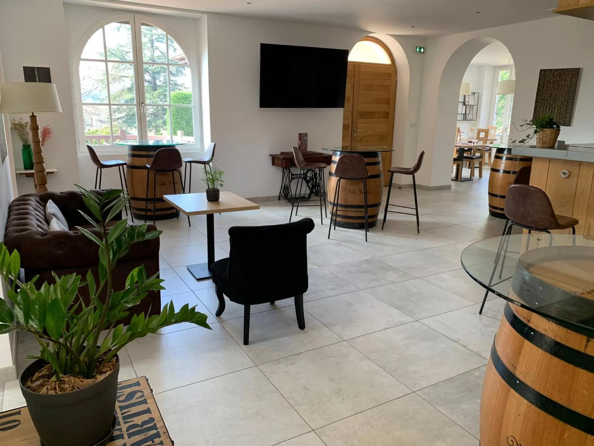 Restaurant/places to eat, Lobby/Reception in Villa Harriet