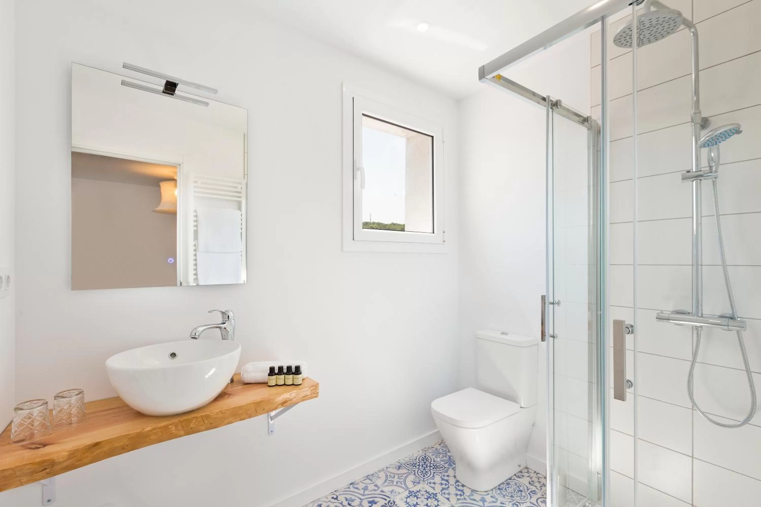 Bathroom in Masia Can Rovira - ESC1852