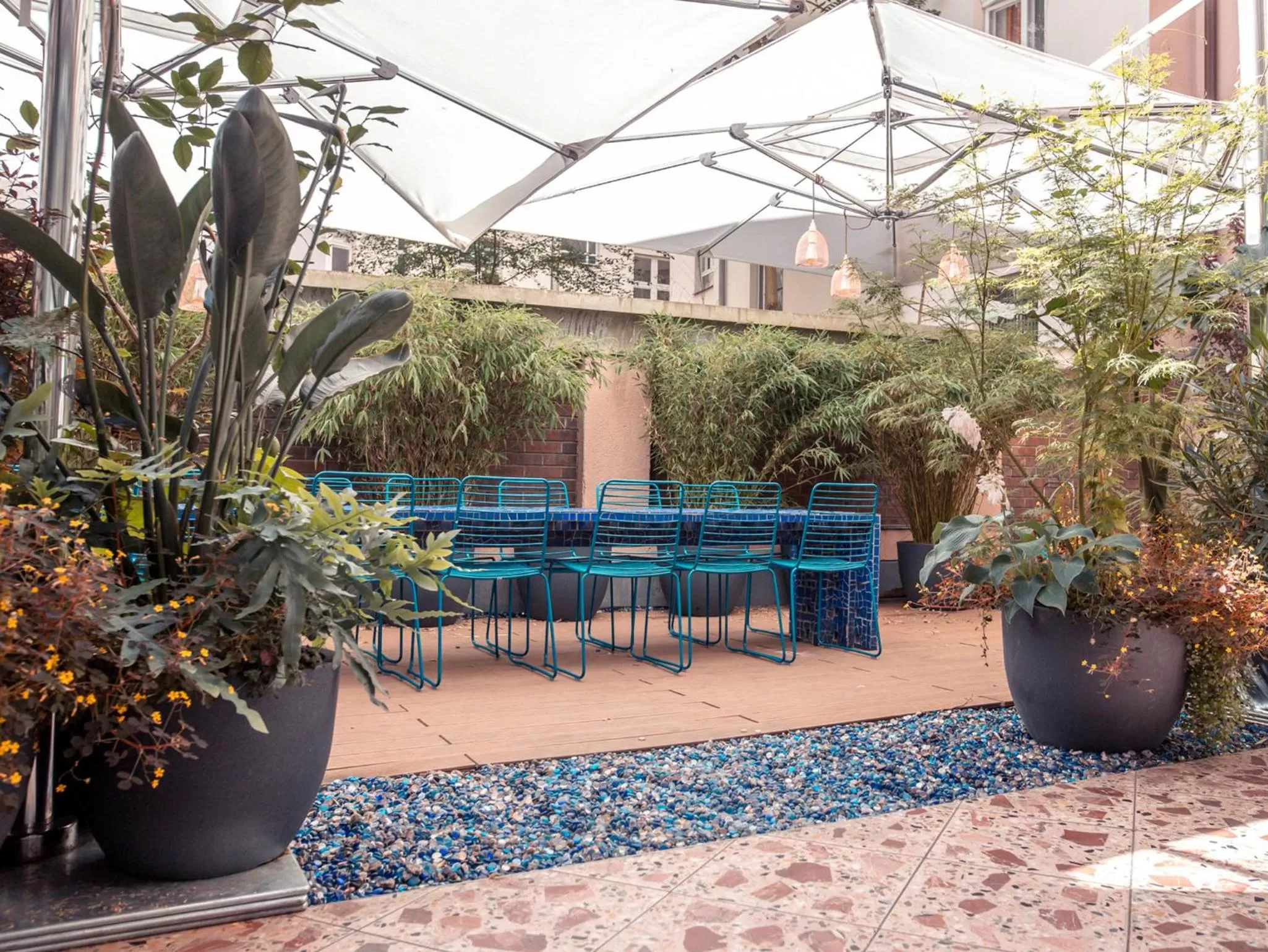 Patio in Hotel Bleibtreu Berlin by Golden Tulip