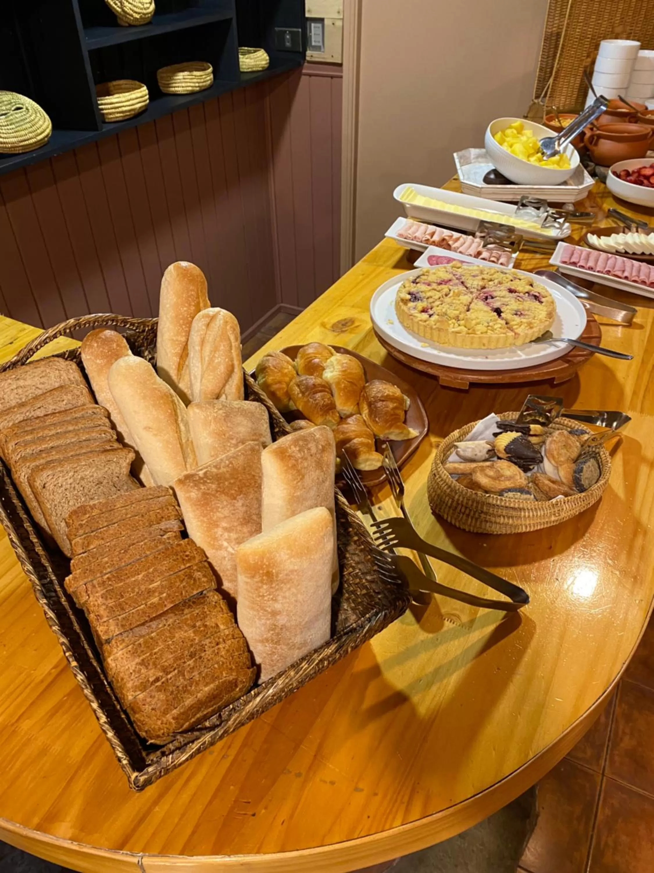 Breakfast in Hotel Aquaterra