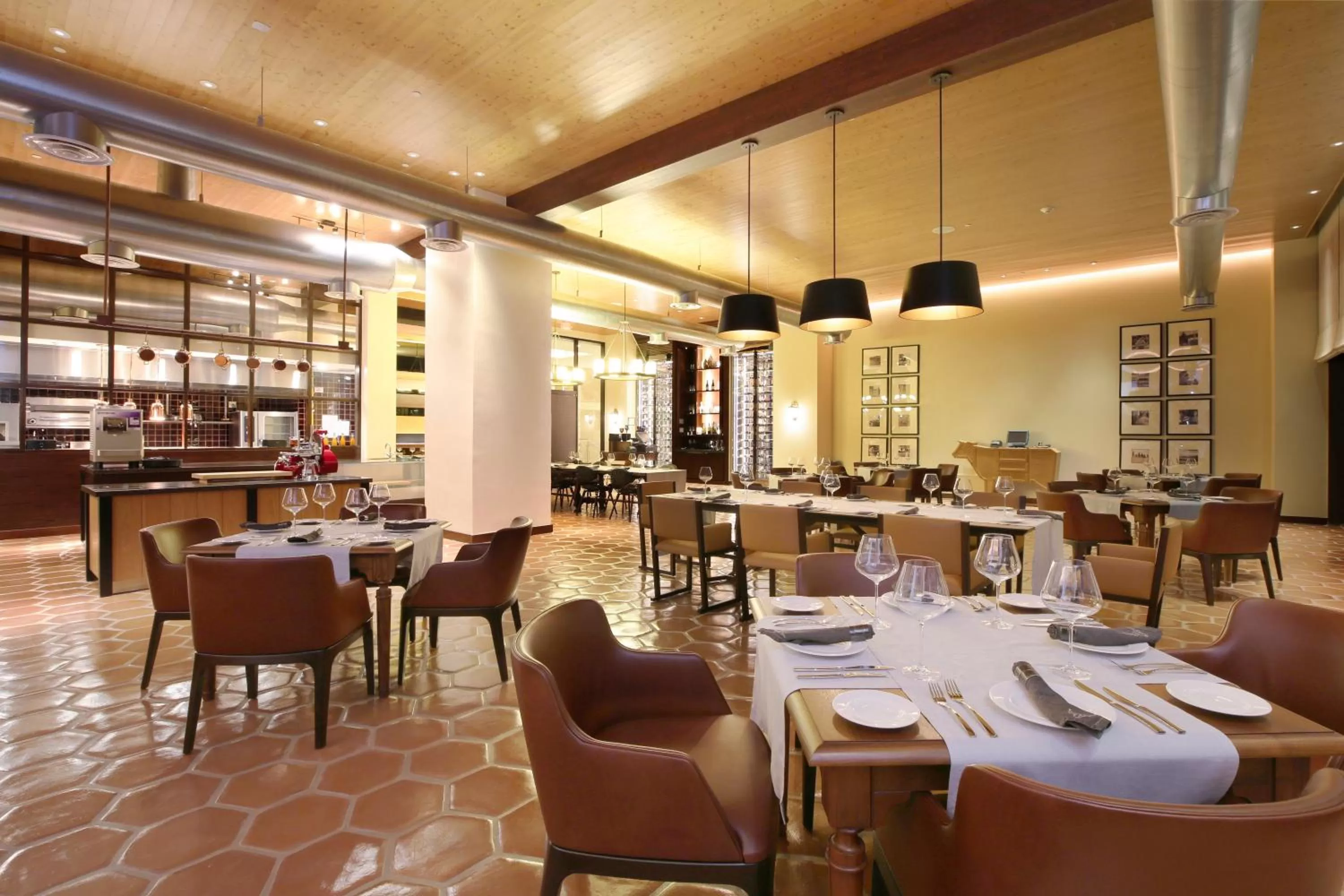 Restaurant/places to eat in Dusit Thani Guam Resort