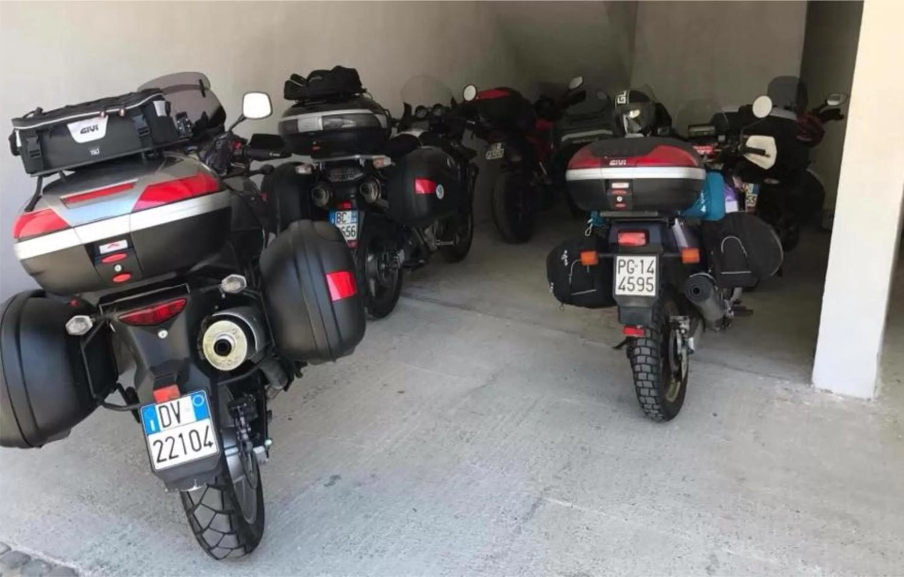 Parking in Hotel - Villa Lejla