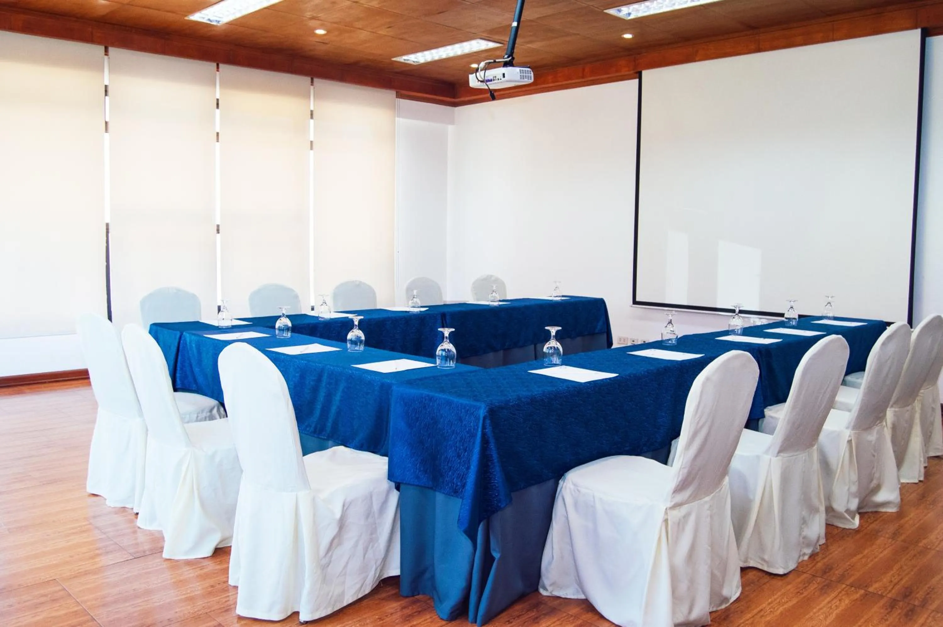 Meeting/conference room in Azalea Residences Baguio