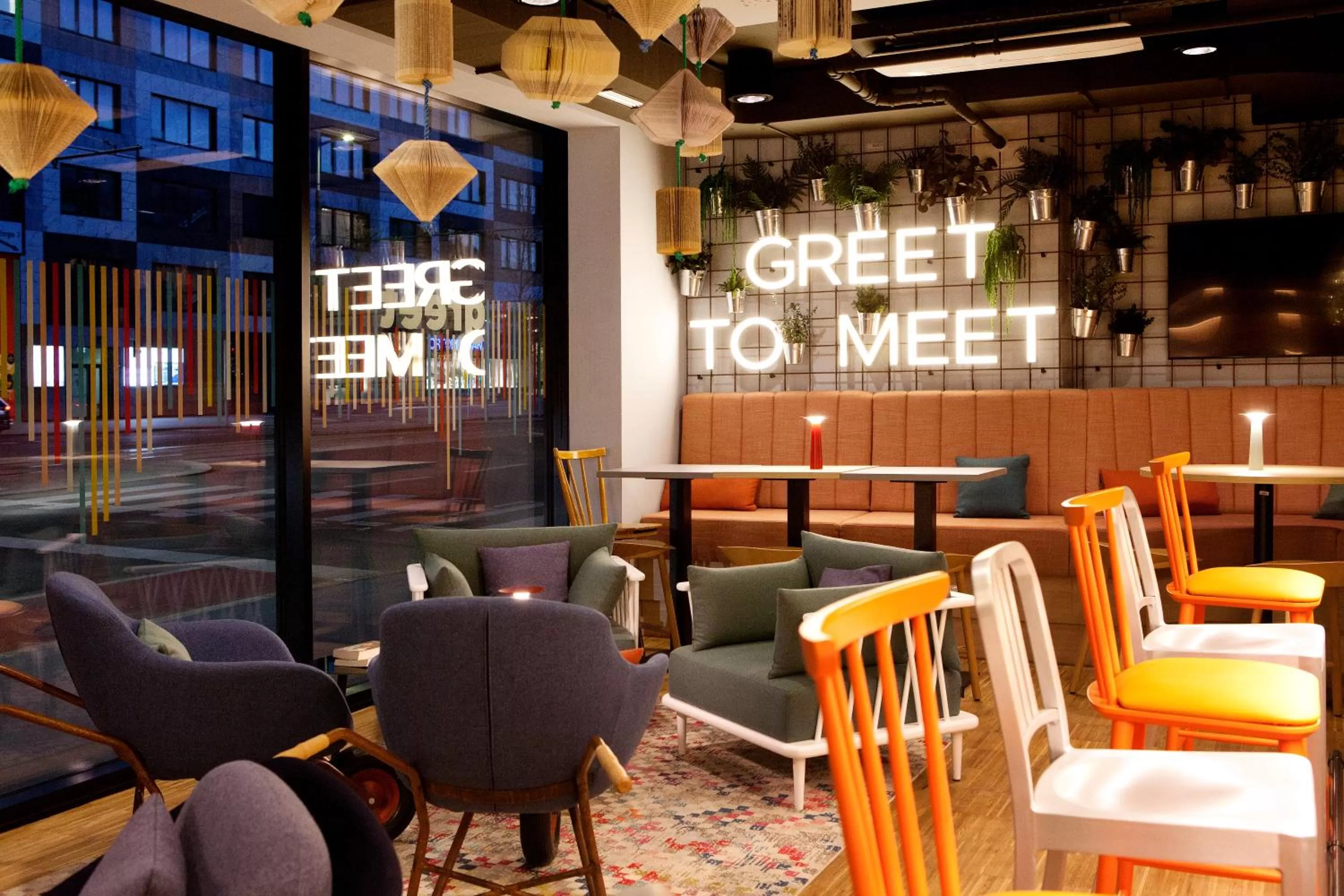 Restaurant/places to eat in greet Wien City Nord