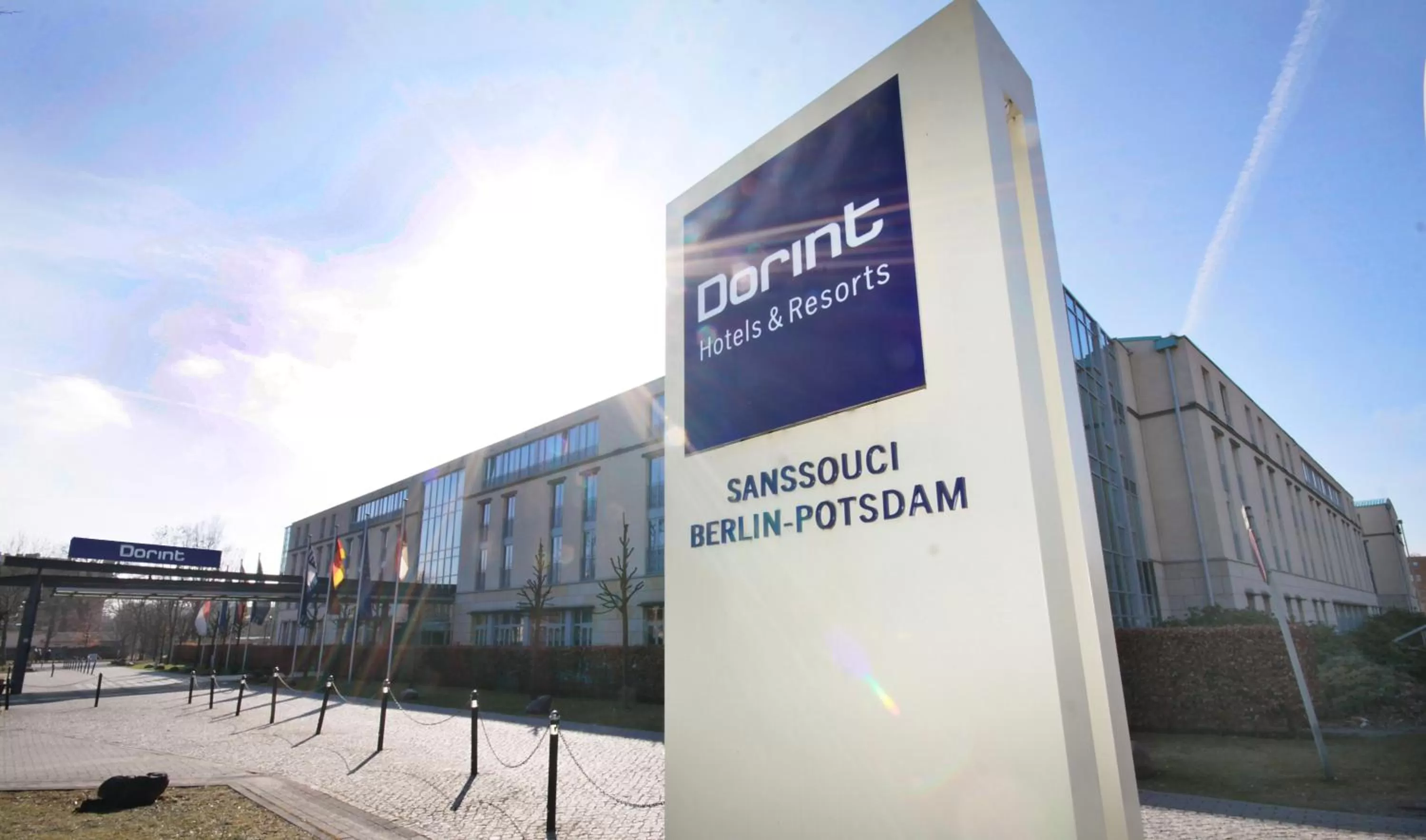 Facade/entrance in Dorint Hotel Potsdam