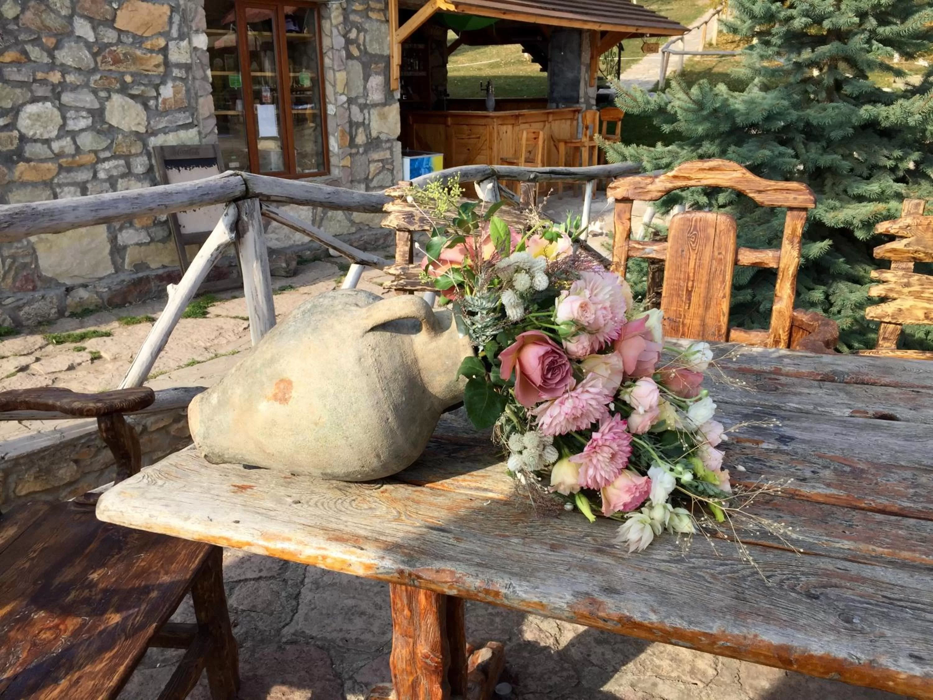 Decorative detail in Apaga Resort