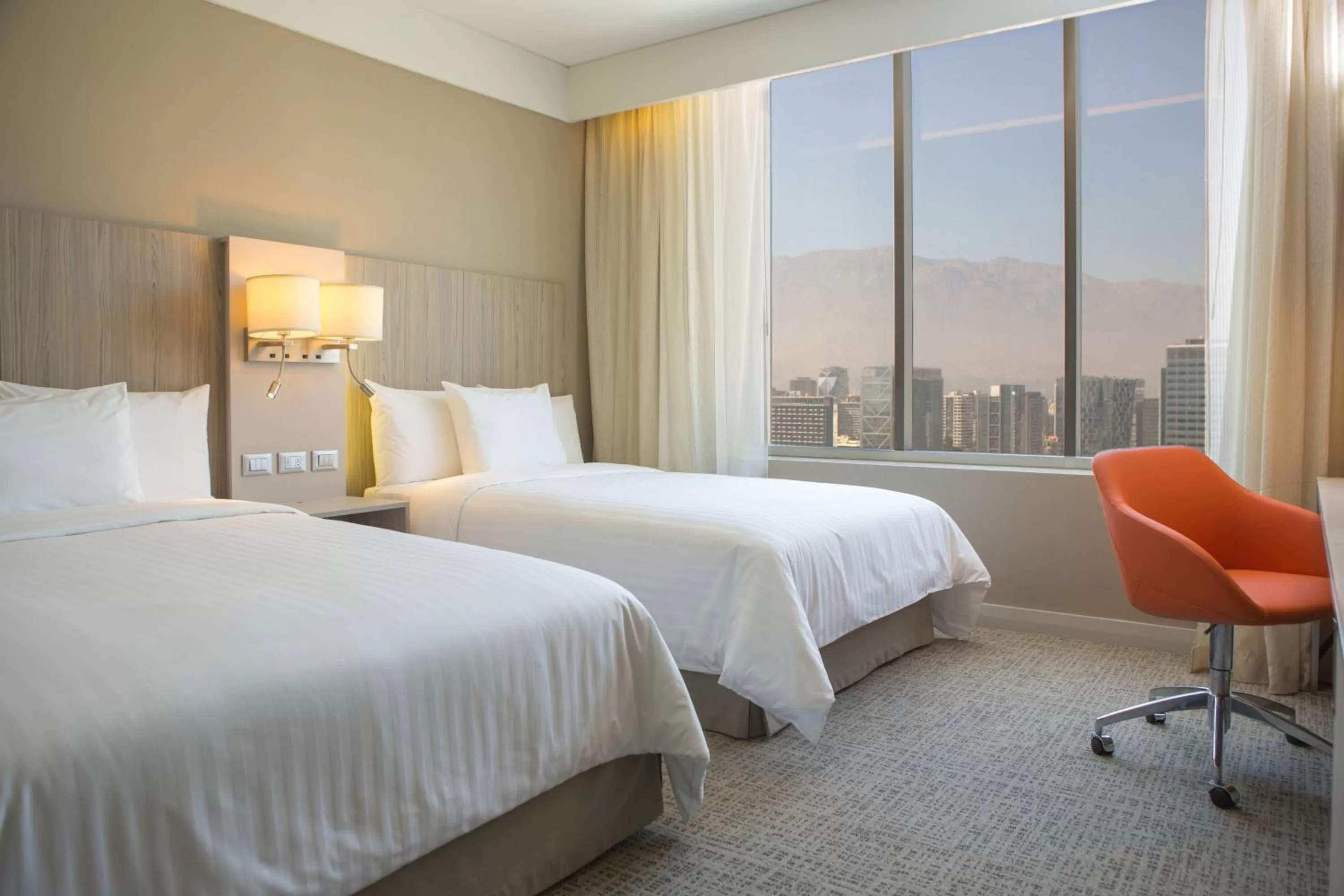 Photo of the whole room, Bed in Courtyard by Marriott Santiago Las Condes