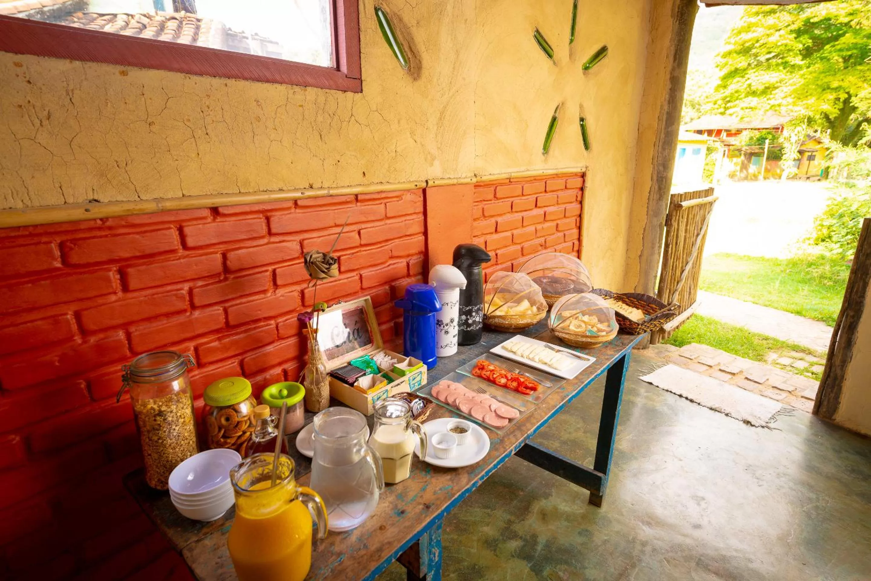 Food and drinks in Pousada da Rosa