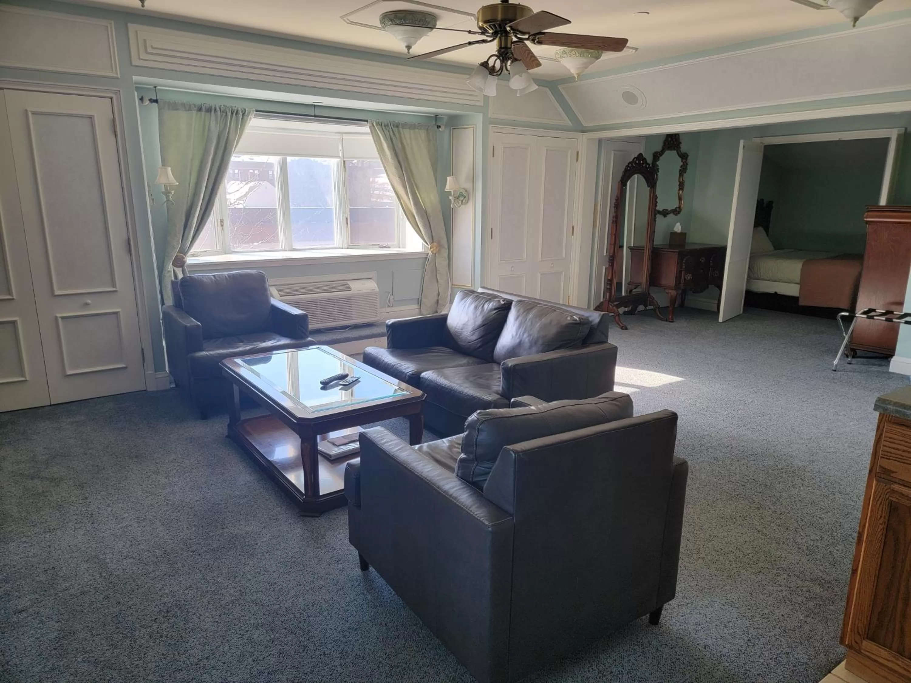 Seating area in Lowell Inn