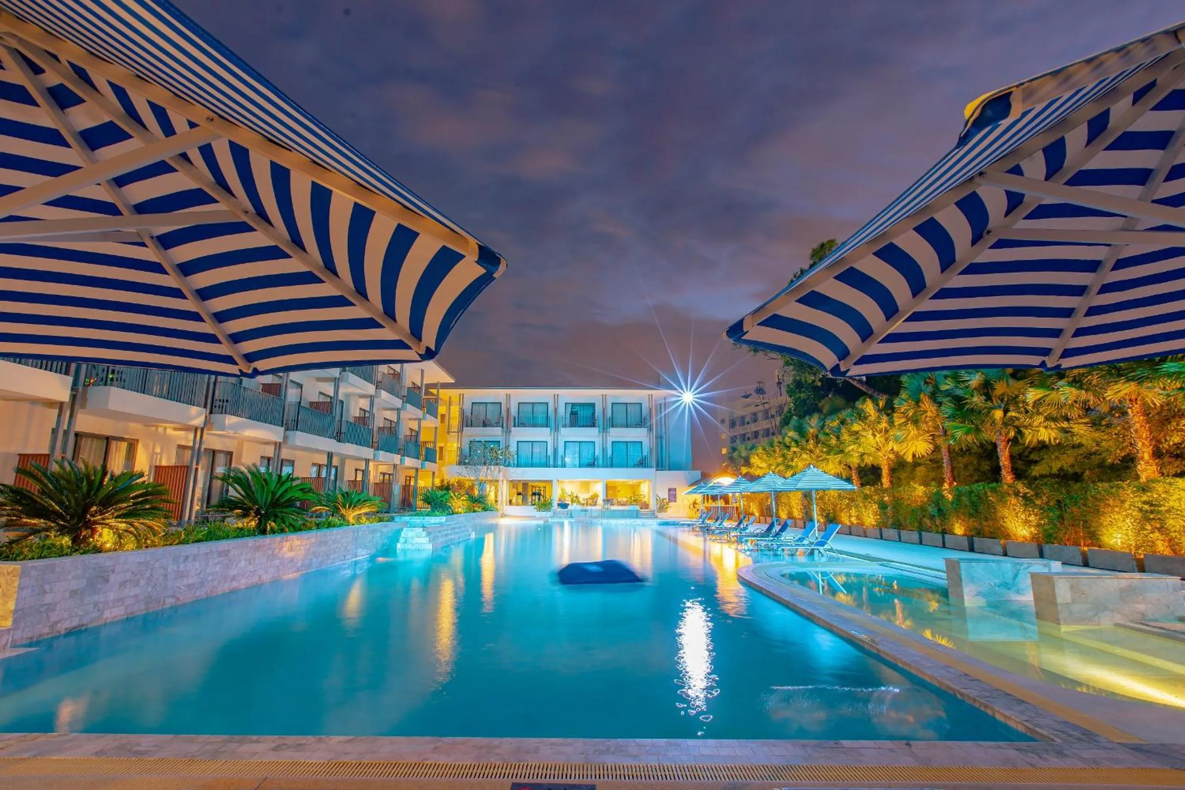 Swimming pool in Seabed Grand Hotel Phuket - SHA Extra Plus
