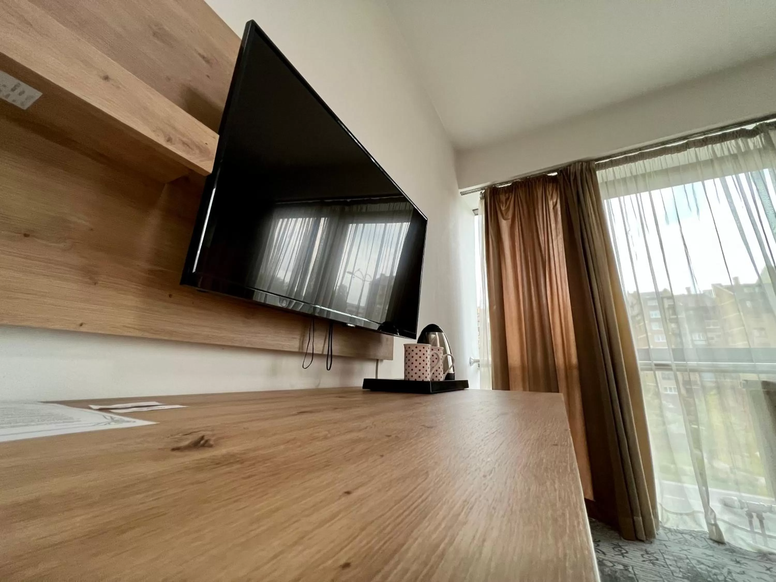 TV/Entertainment Center in Hotel Brkic