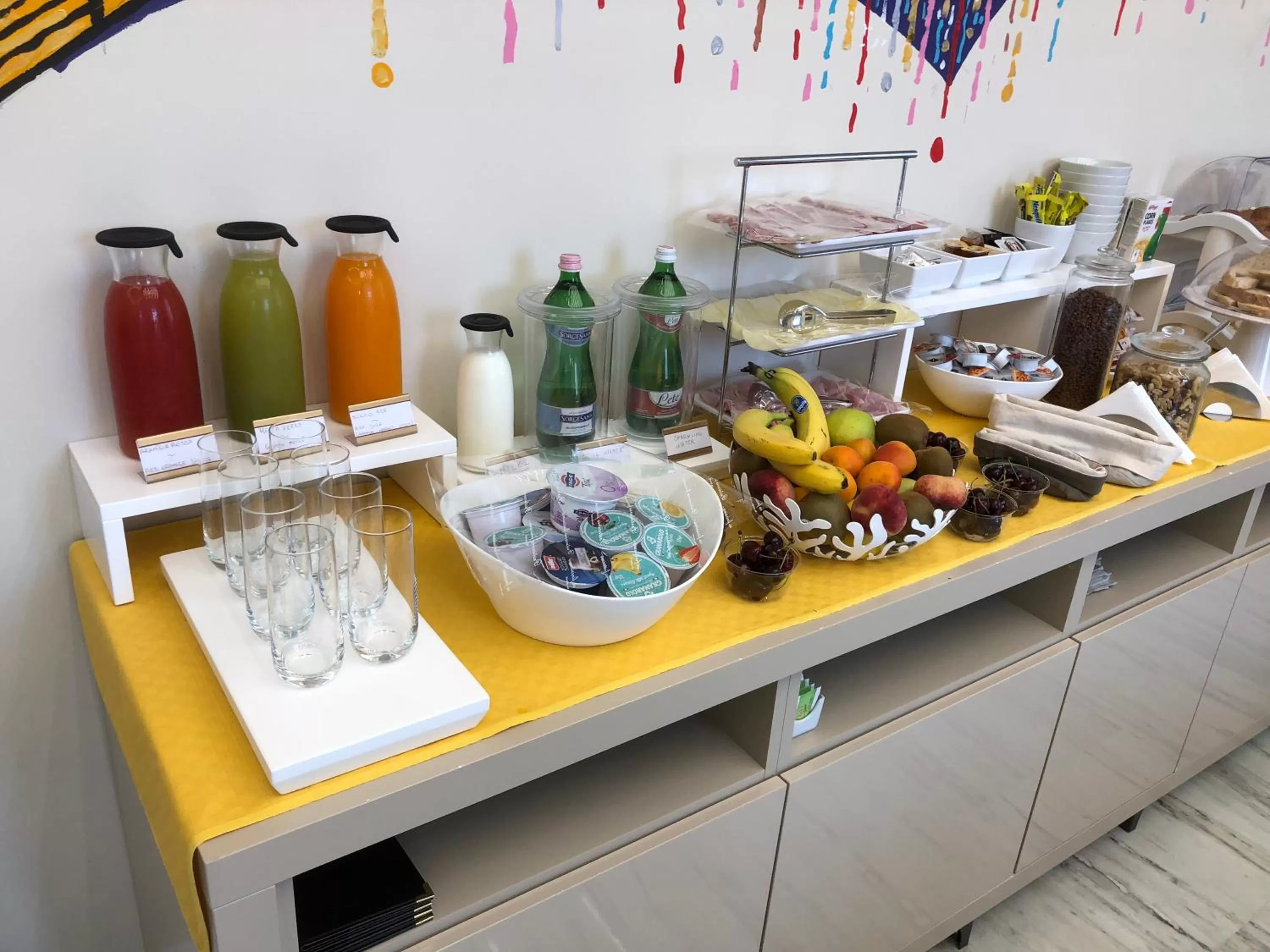 Continental breakfast in The Five Rooms Napoli