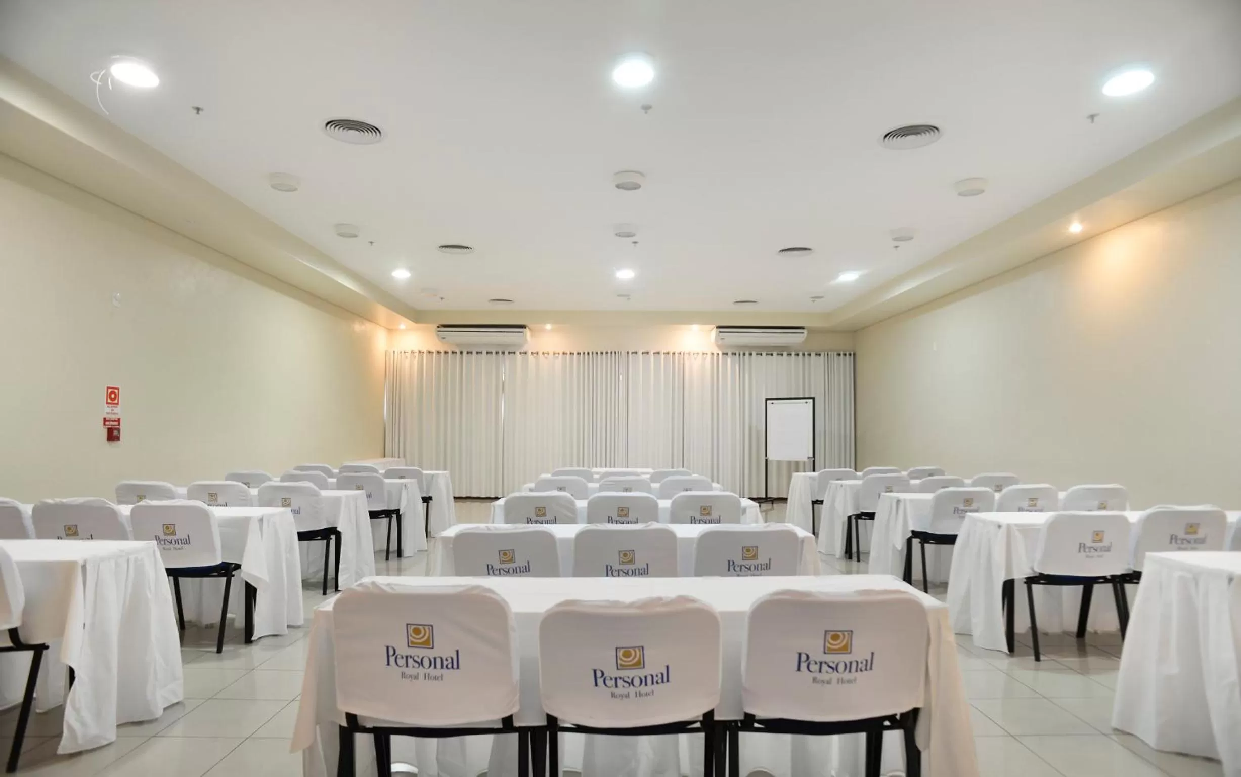 Banquet/Function facilities in Tri Hotel Executive Caxias