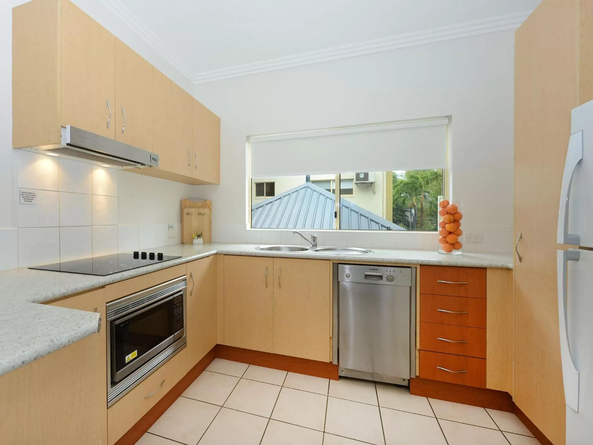 Kitchen or kitchenette in Central Plaza Port Douglas