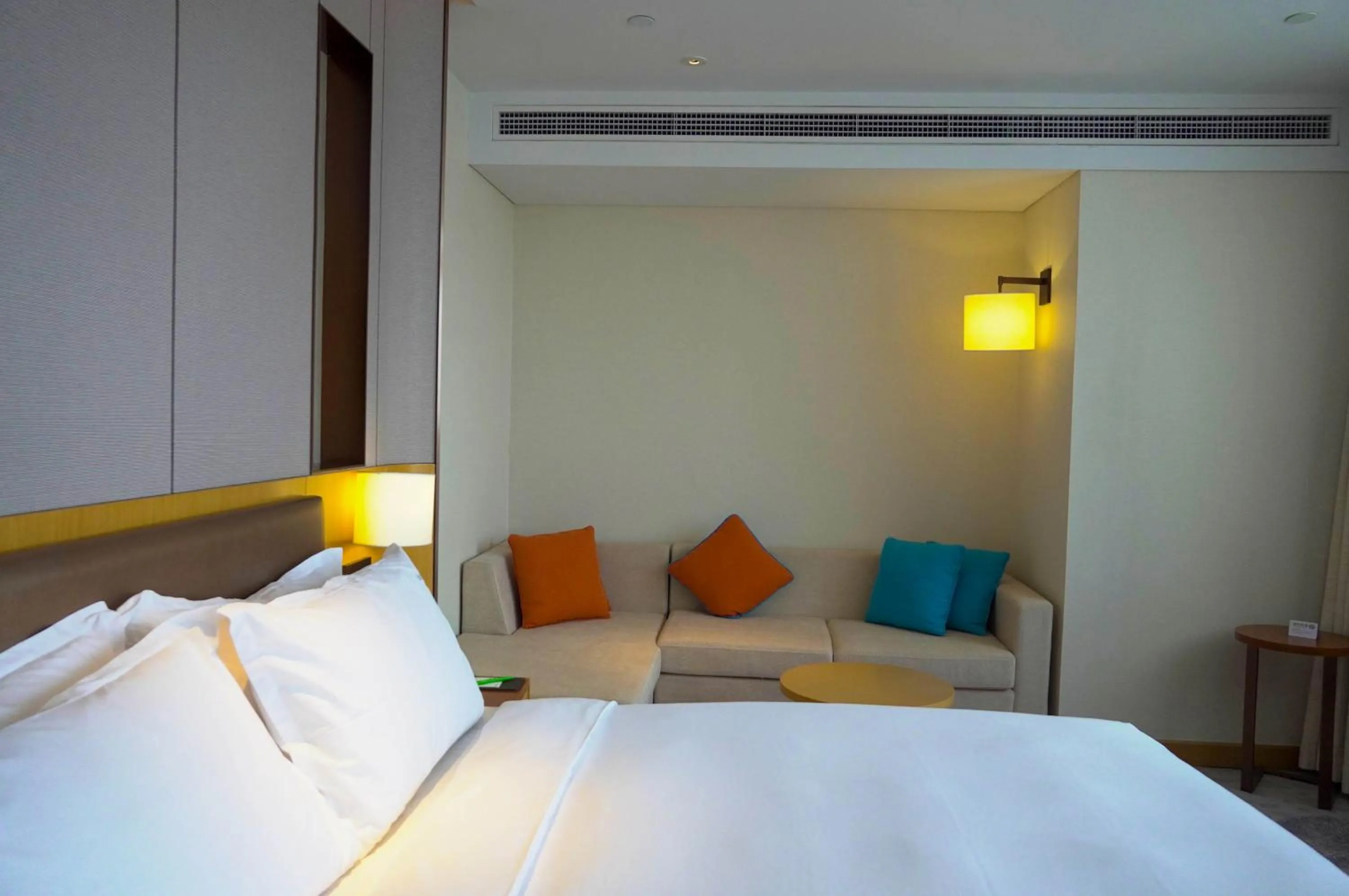 Bed in Holiday Inn Tianjin Xiqing by IHG