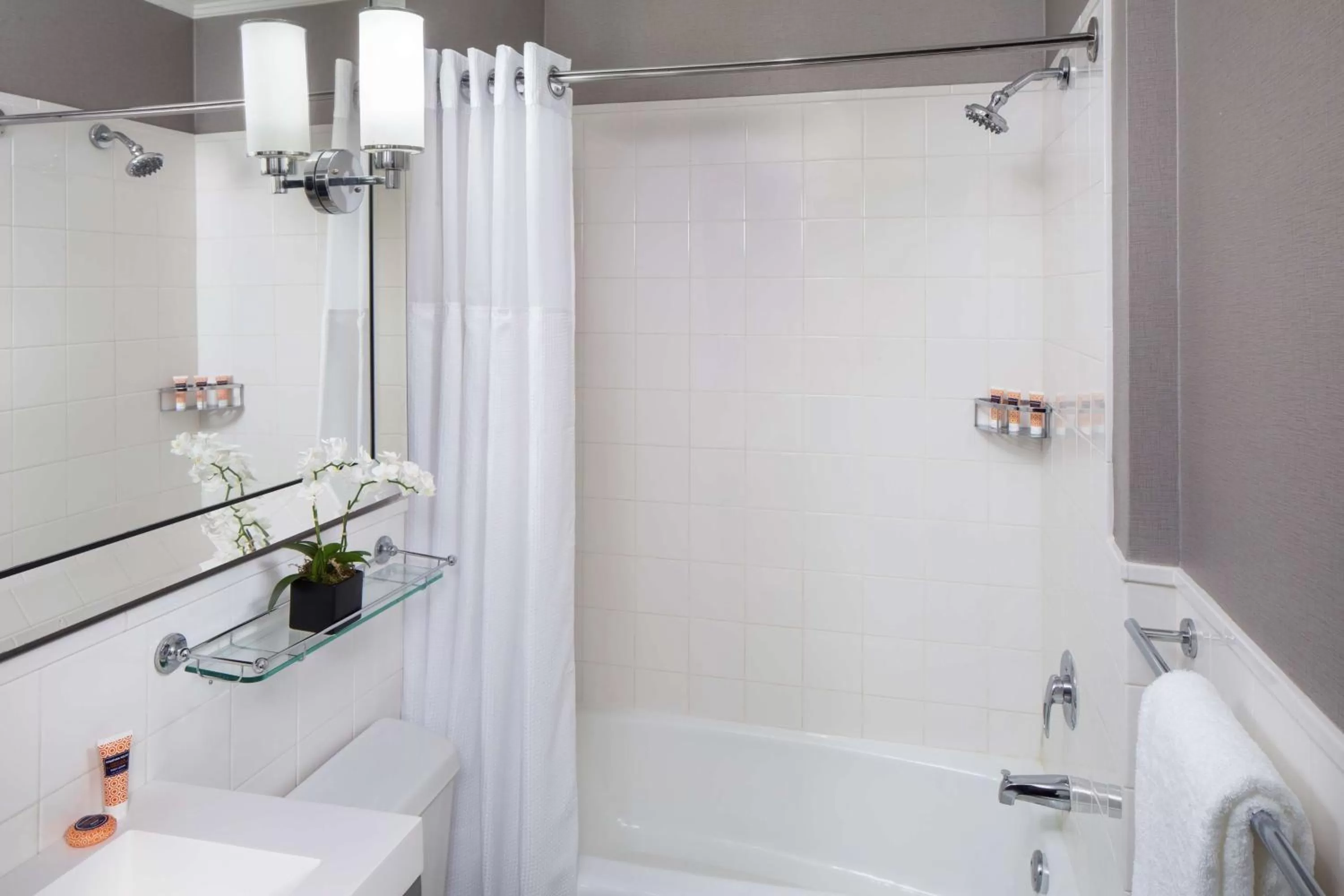 Bathroom in Park South Hotel, part of JdV by Hyatt