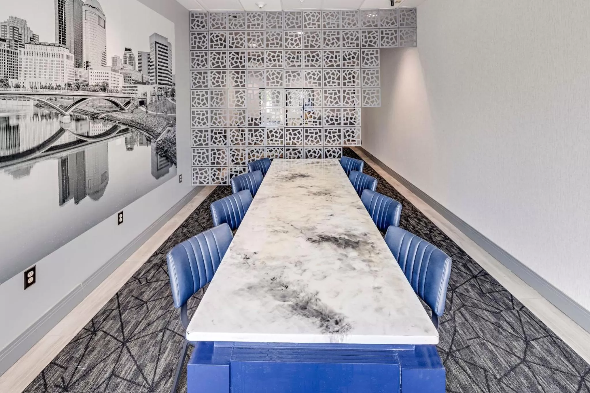 Meeting/conference room in Holiday Inn Express Hotel & Suites Ohio State University- OSU Medical Center by IHG