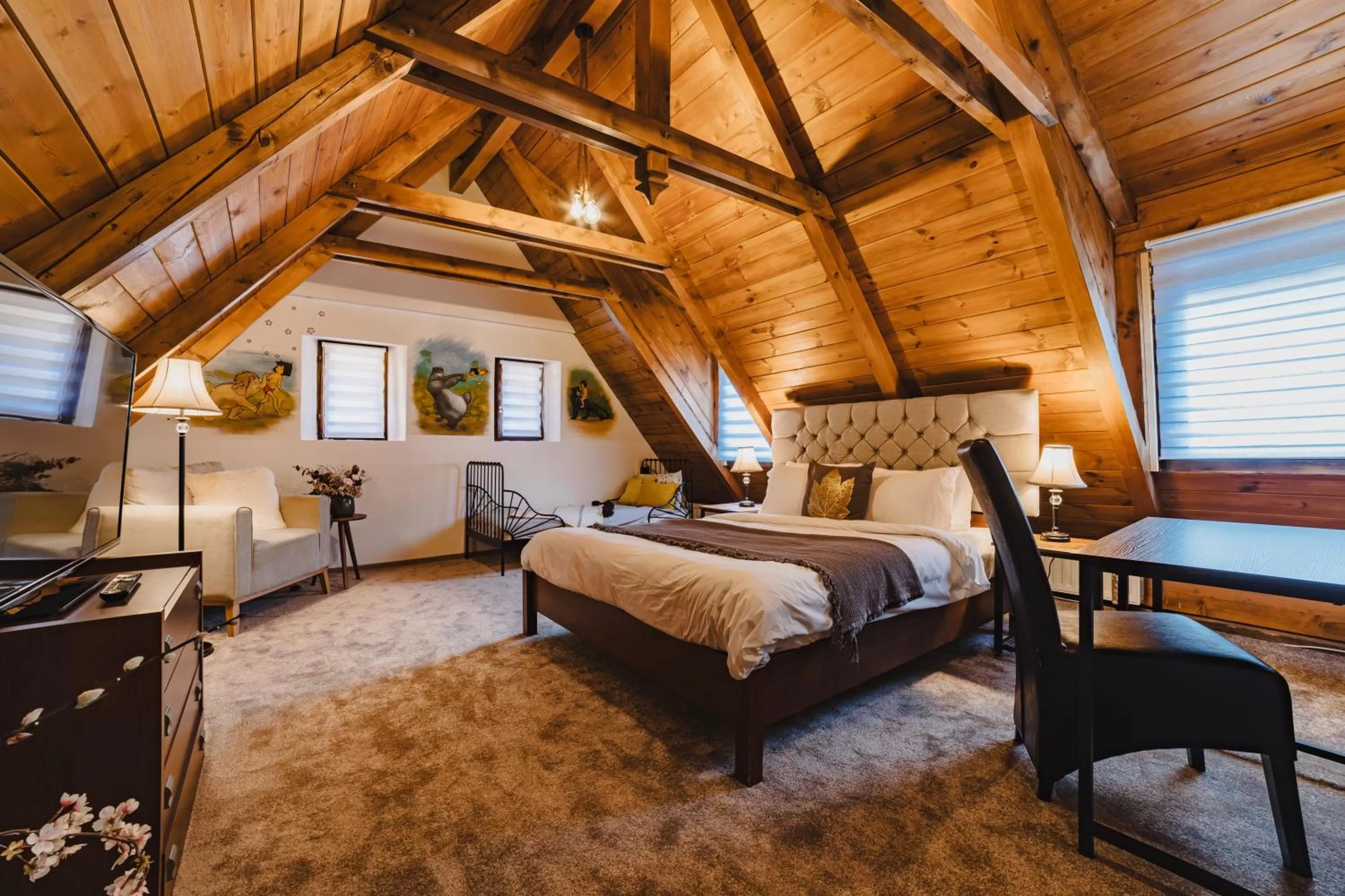 Bedroom, Bed in ALBERT RESIDENCE with PARKING