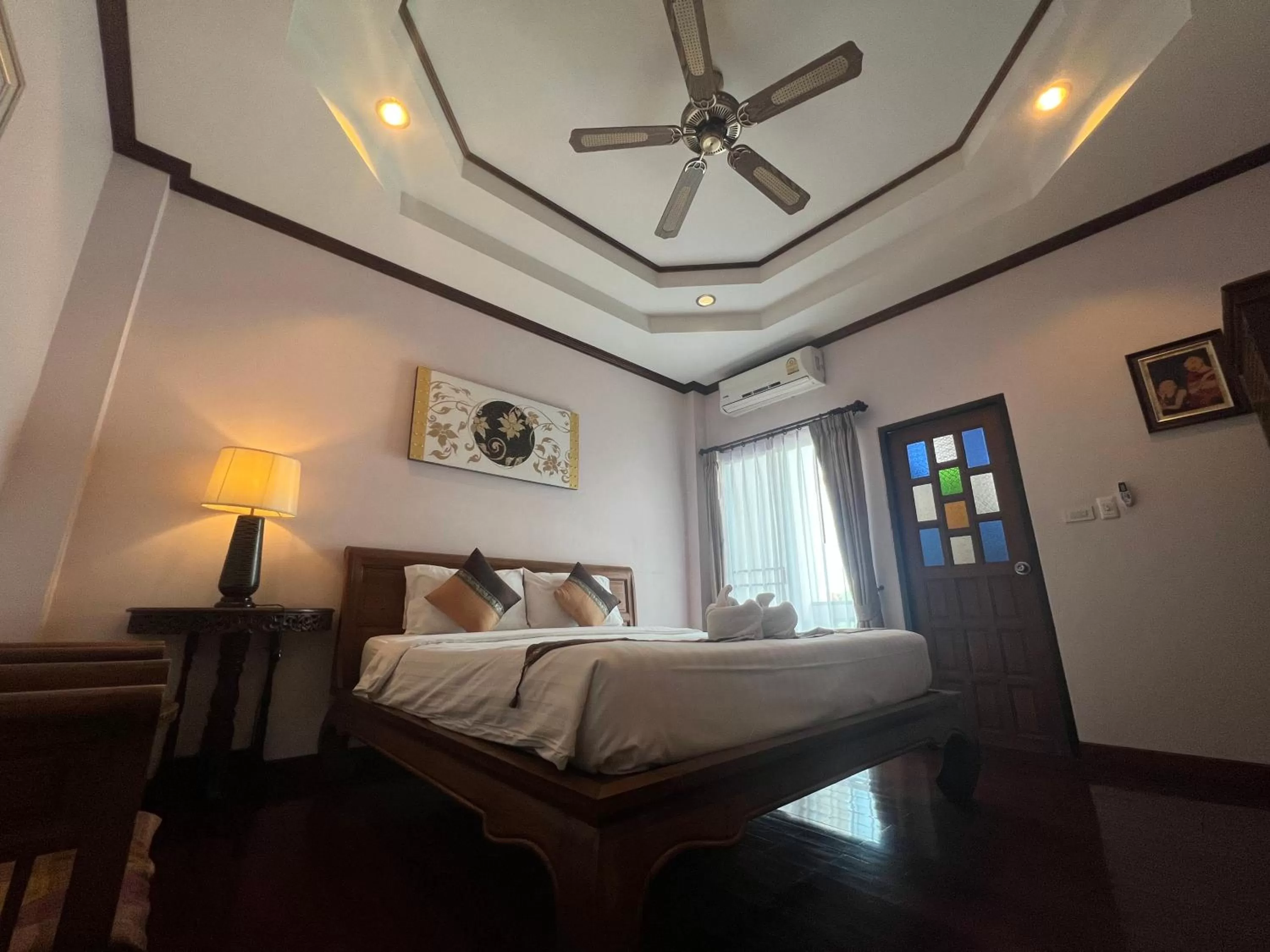 Photo of the whole room, Bed in Pha Thai House