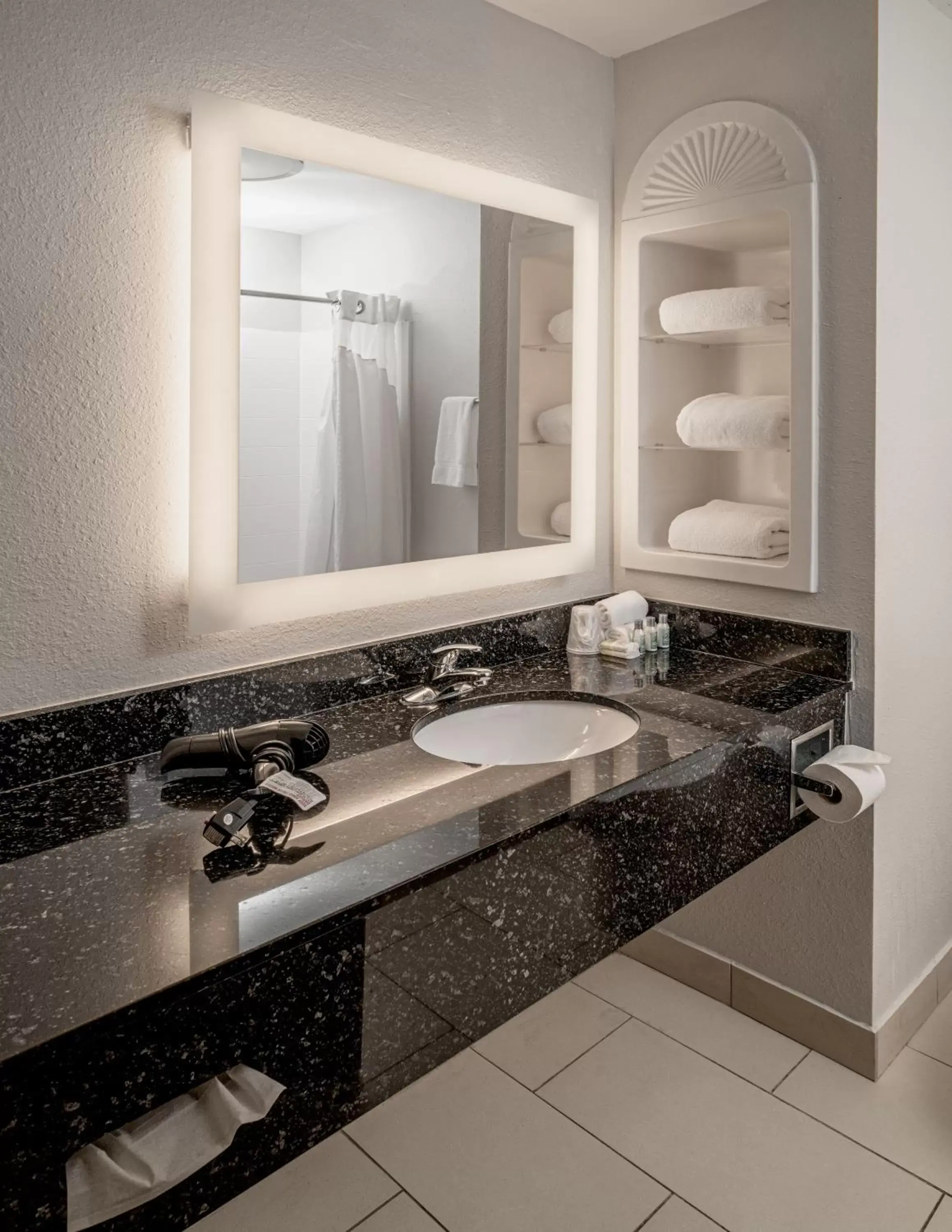 Executive King Suite in Holiday Inn Express and Suites Pikeville by IHG Executive King Suite in Holiday Inn Express and Suites Pikeville by IHG