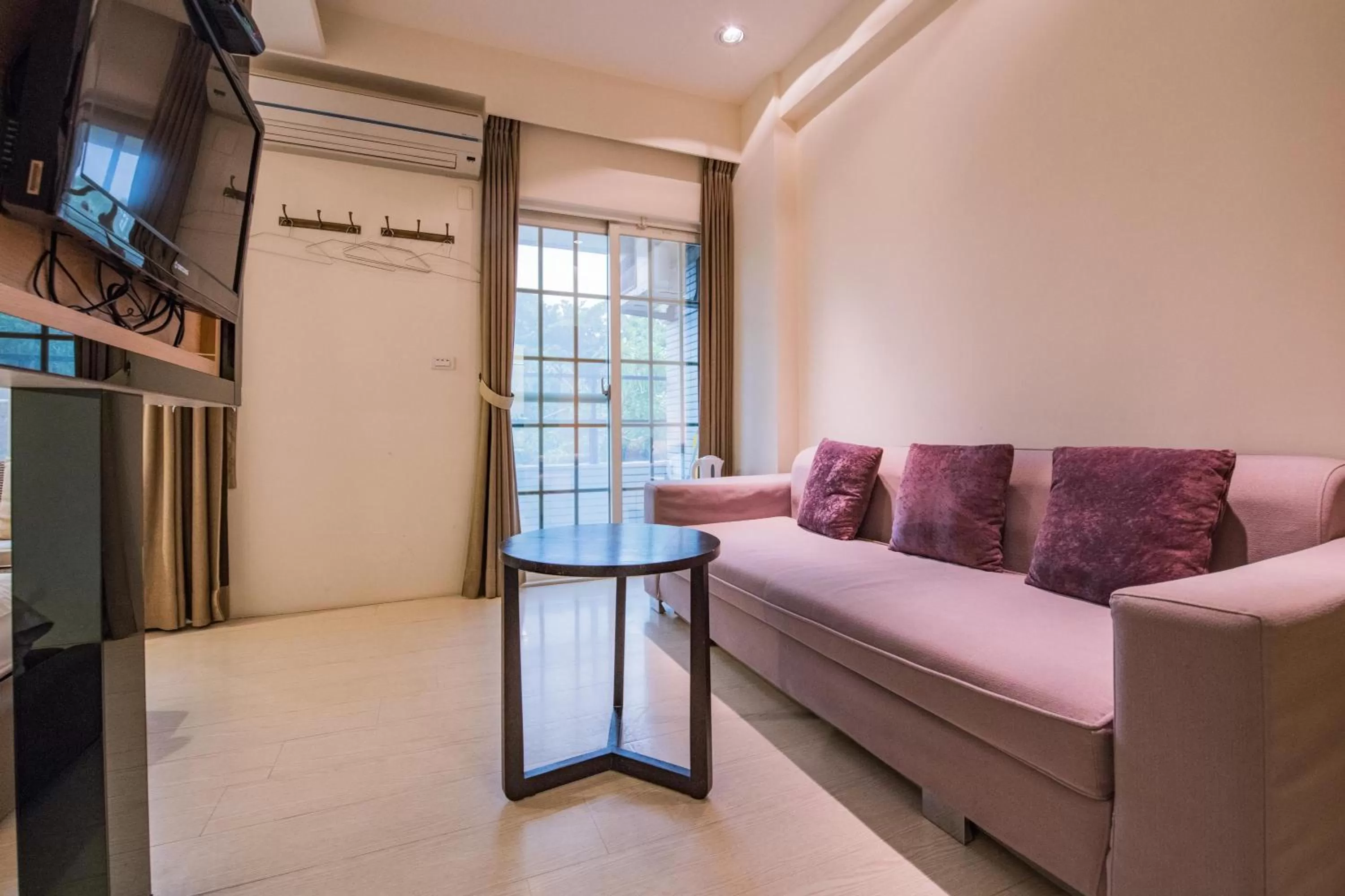 Seating Area in Pisces06