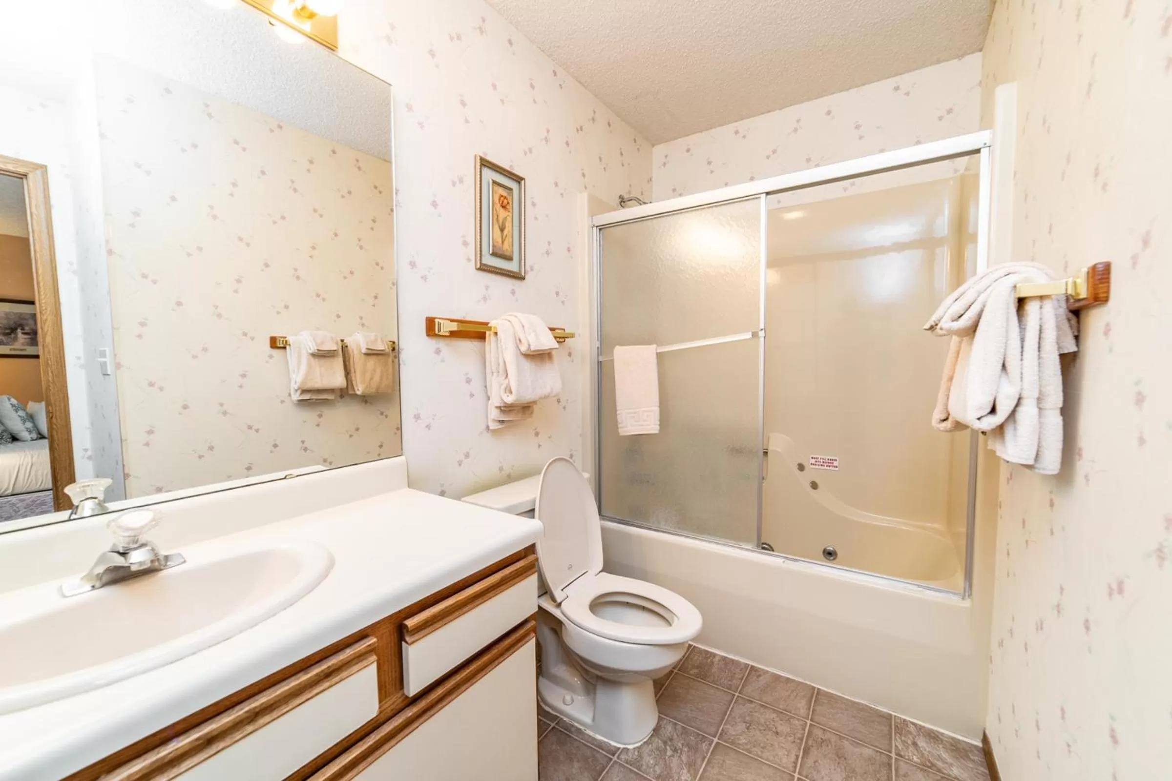 Bathroom in Pointe Royale Golf Resort