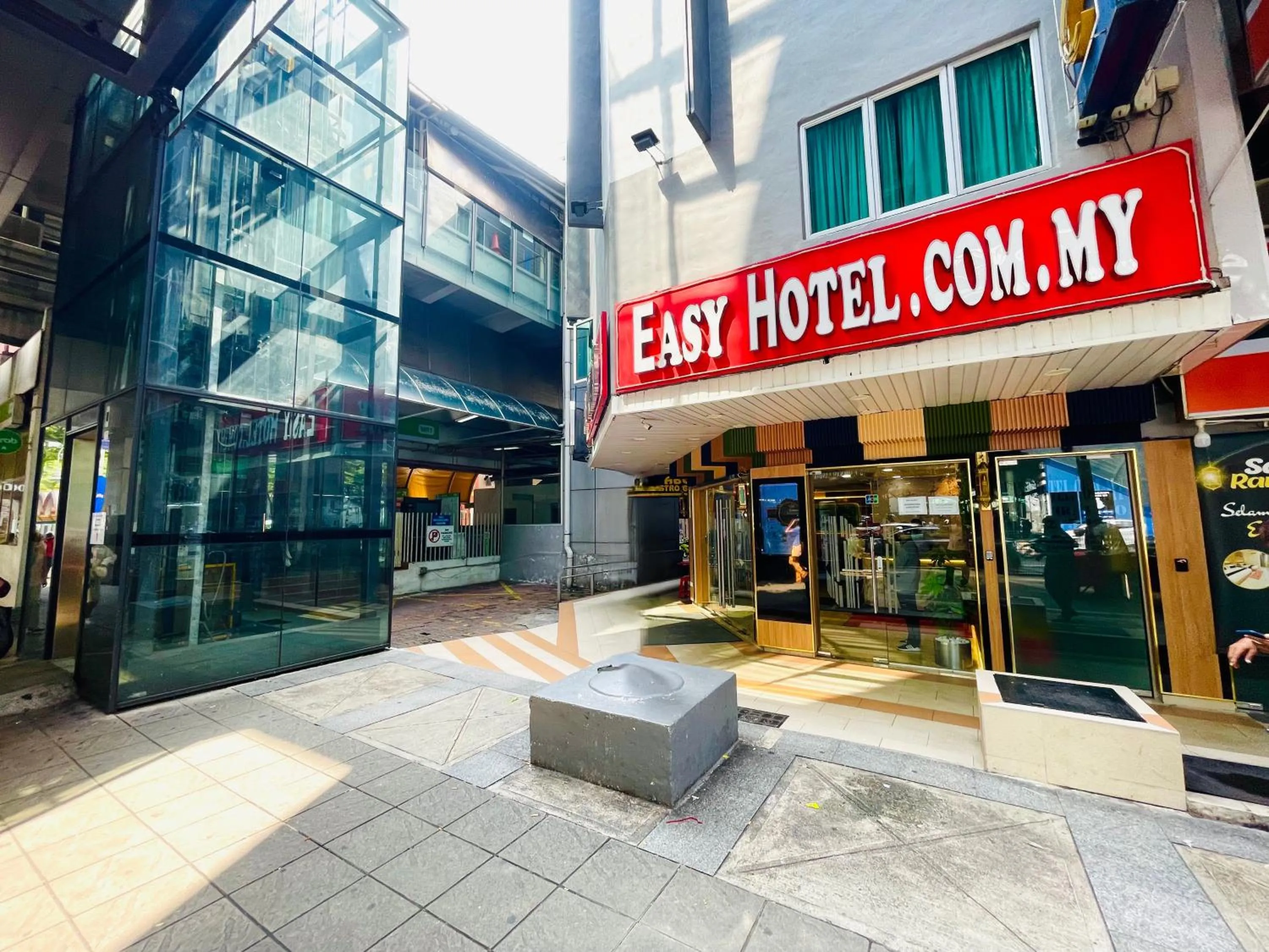 Property building in ESSY Hotel KL Sentral