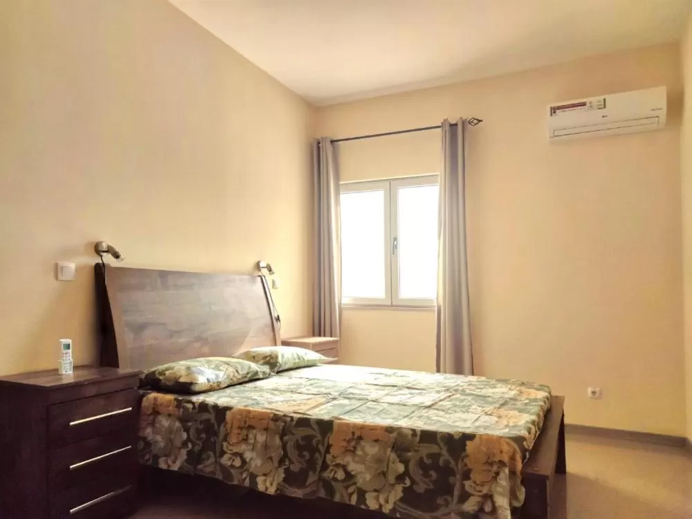 Two-Bedroom Apartment in Praia Capital Residence Aparthotel