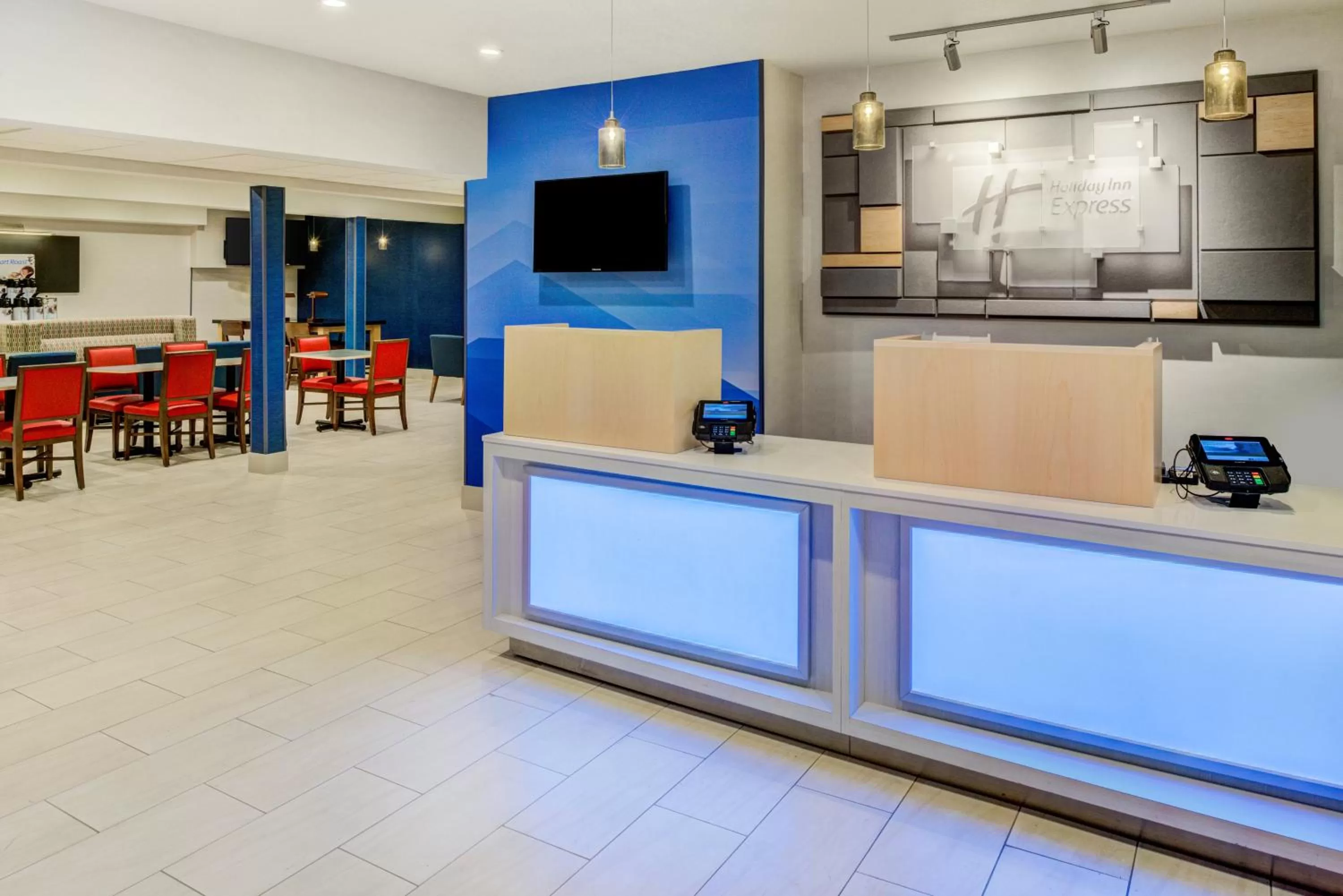 Property building in Holiday Inn Express Newberg - Wine Country by IHG