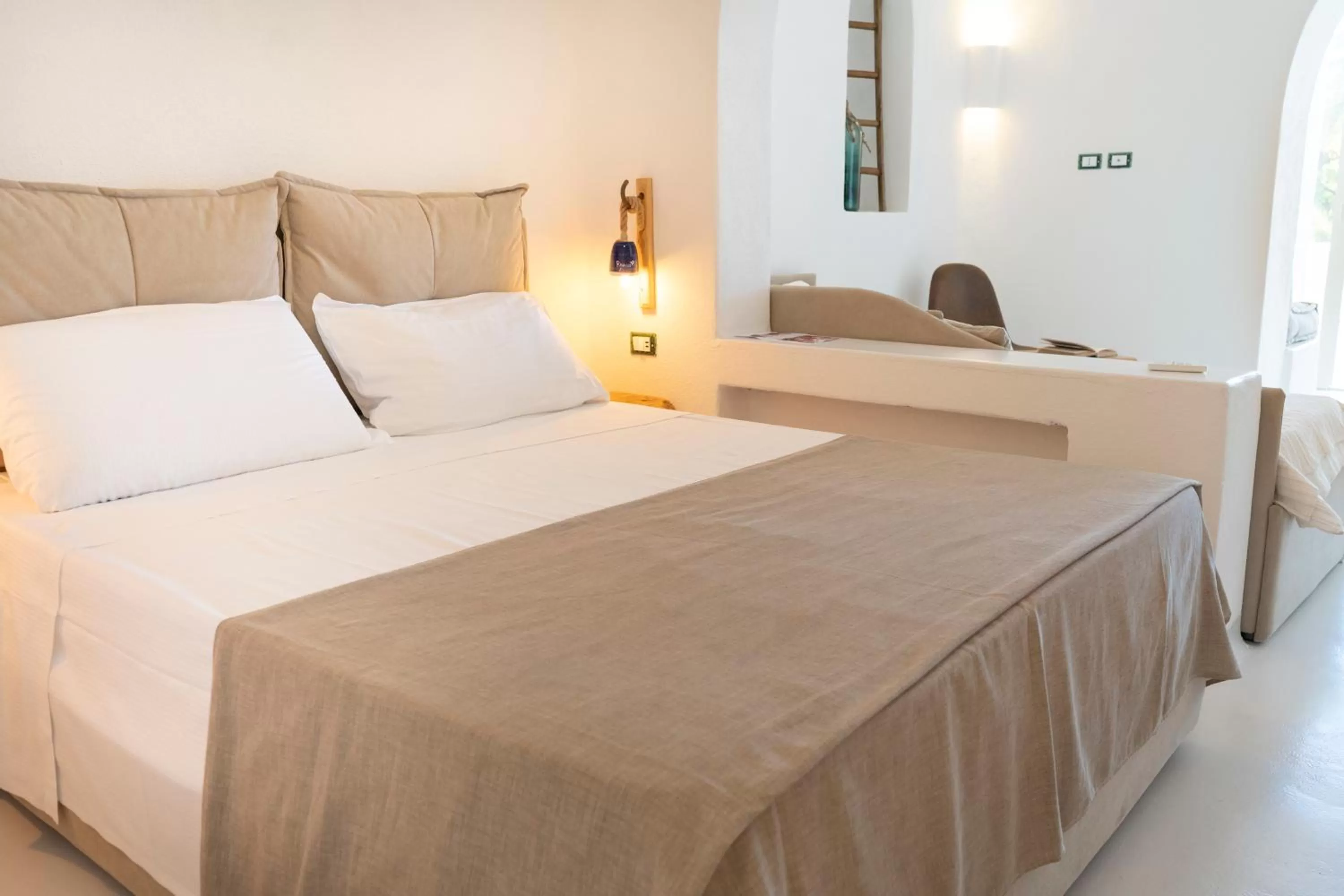 Bed in Villa Ravino Secret Retreat