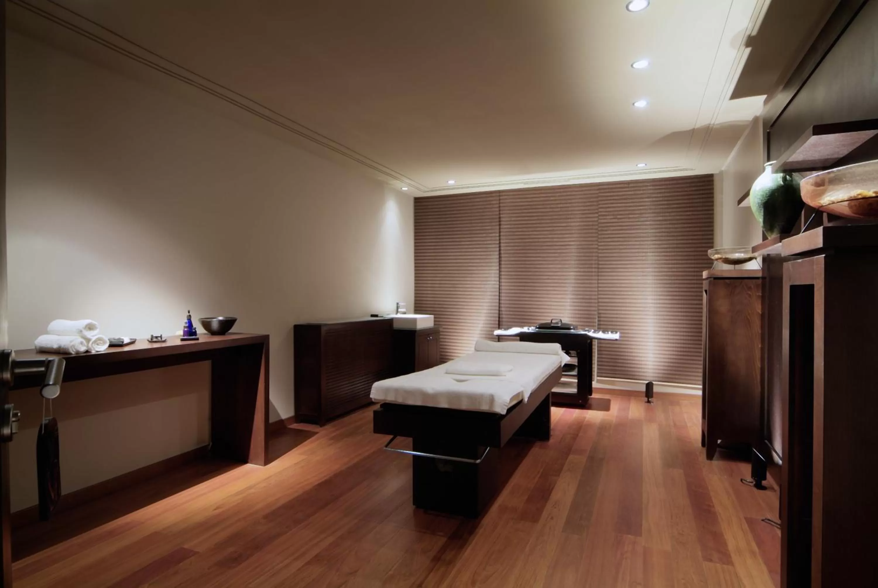 Spa and wellness centre/facilities, Bed in Radisson Blu Palace Resort & Thalasso, Djerba