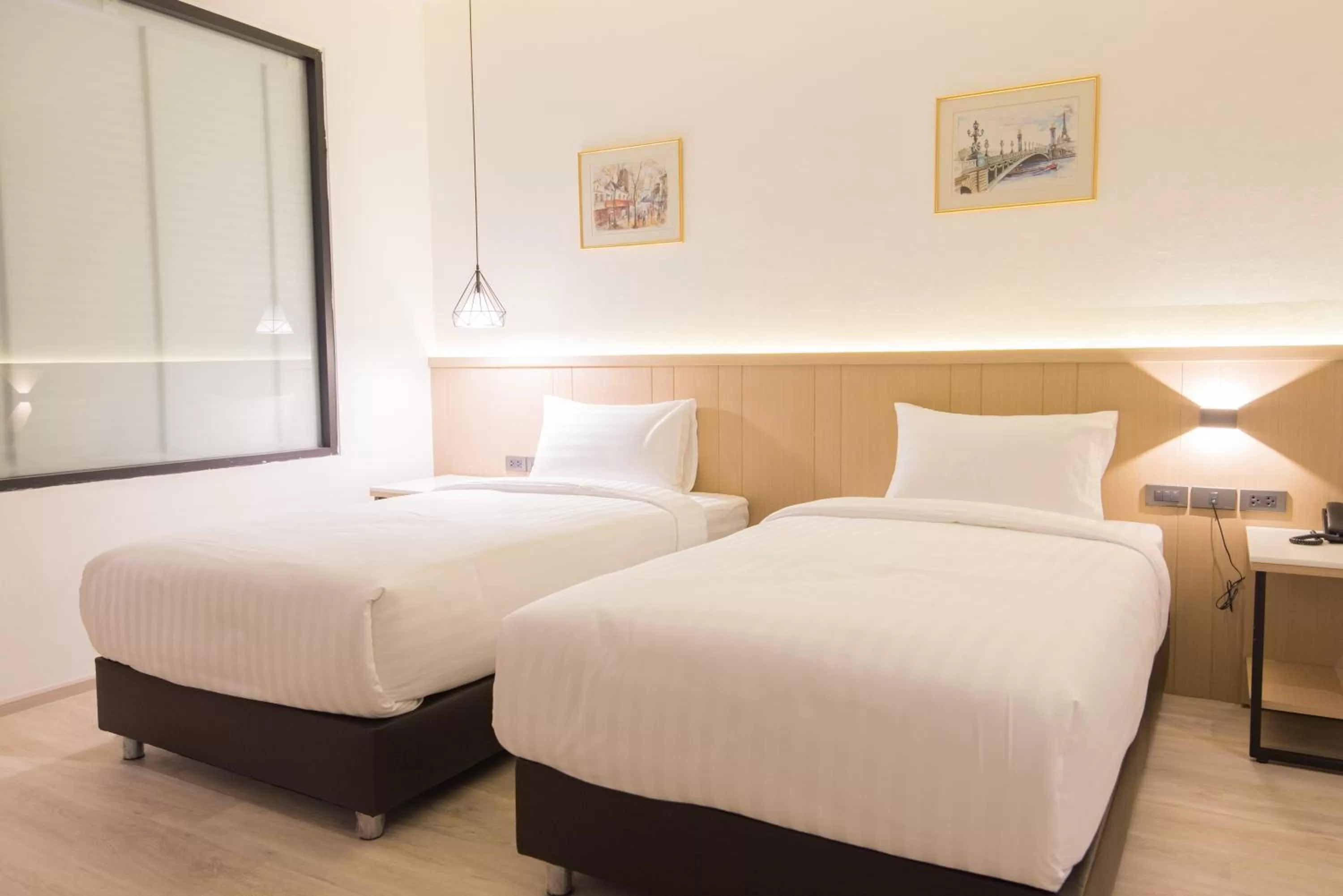 Bed in Madison Bangkok Hotel