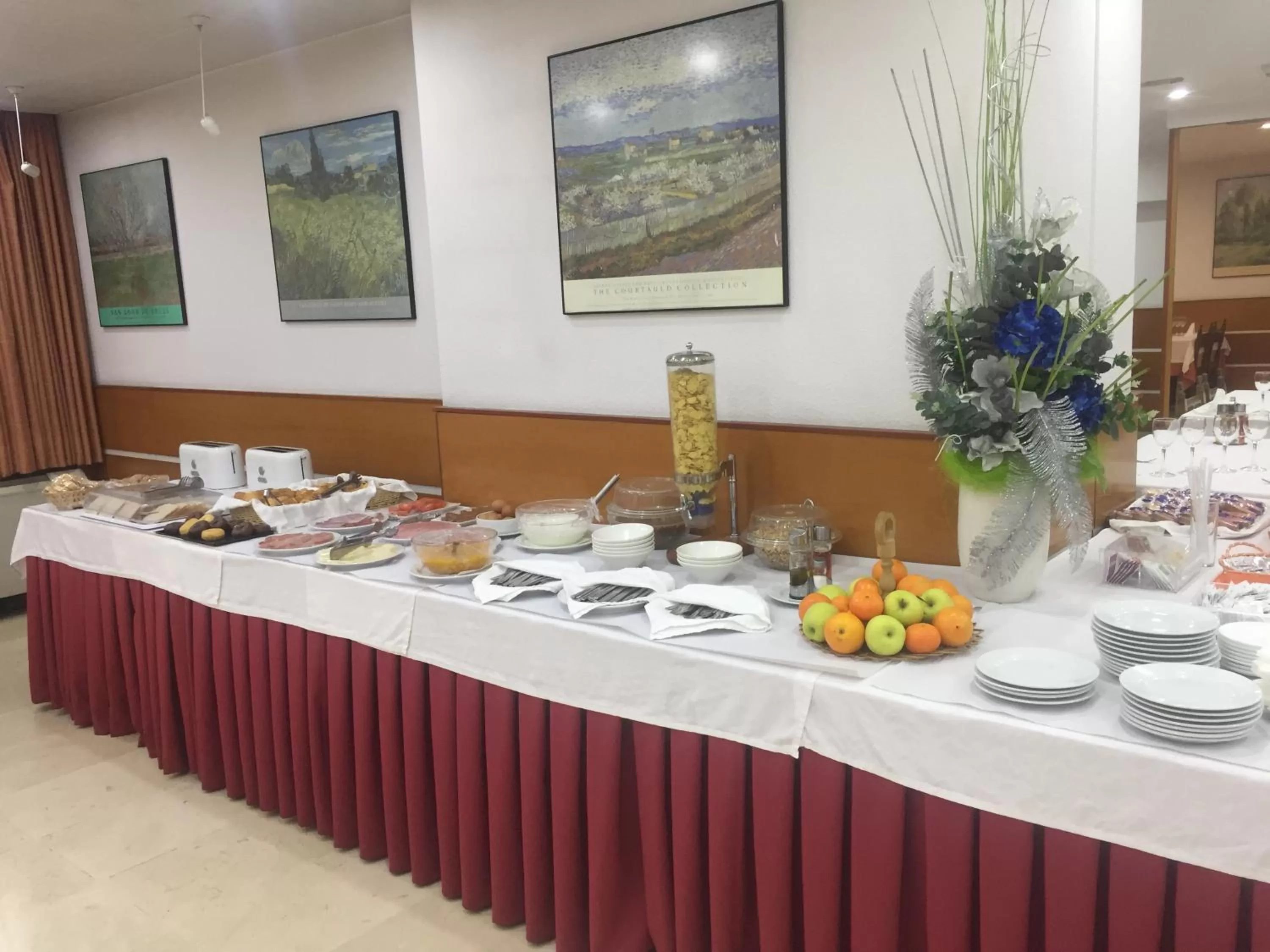 Property building in Hotel Folch