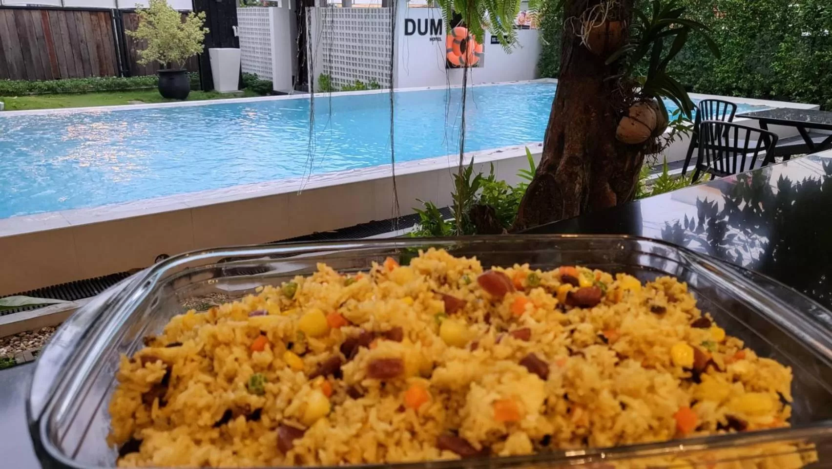 Buffet breakfast in DUM Hotel - Si Phum