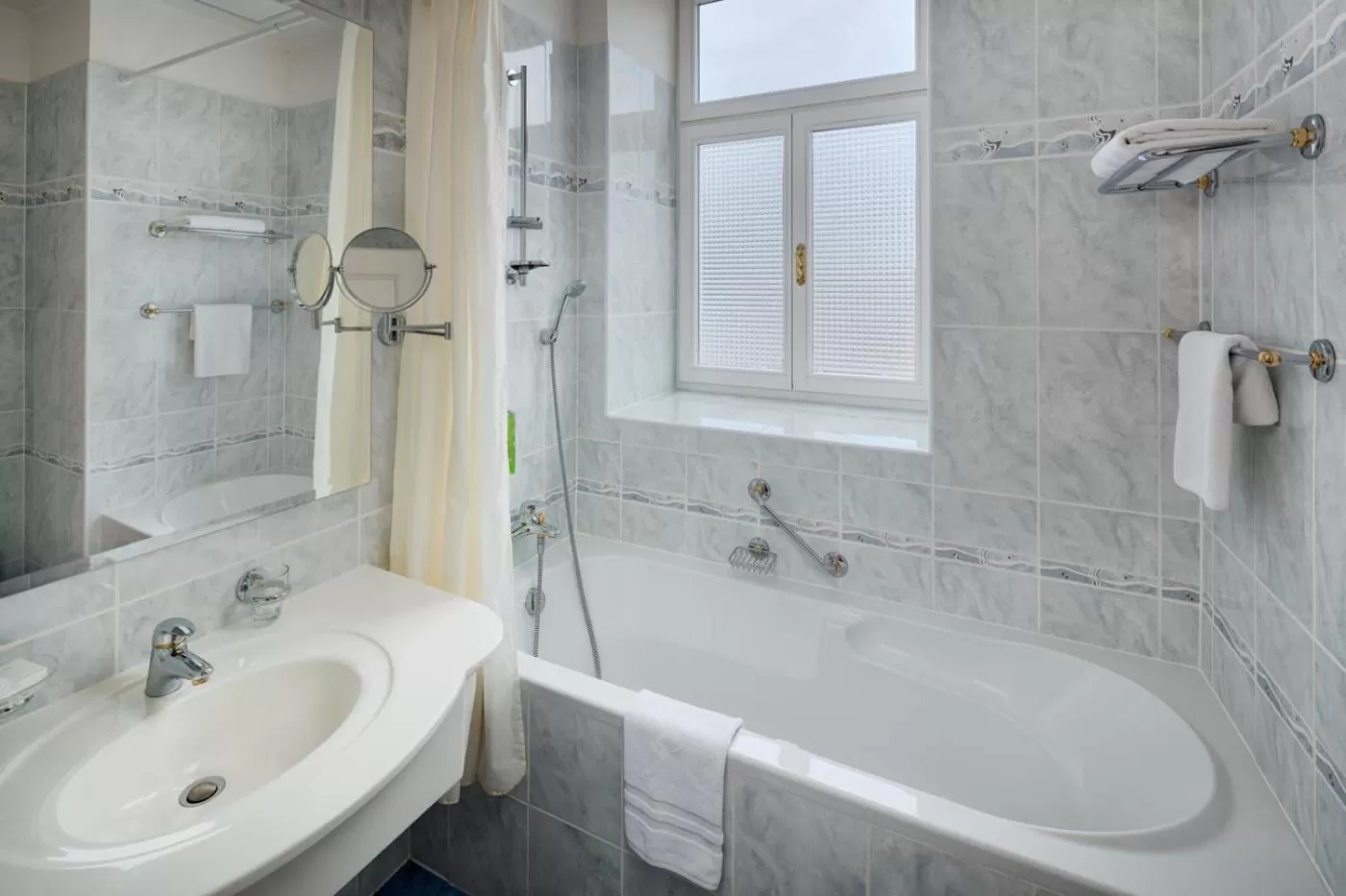 Bathroom in Ensana Hotel Pacifik