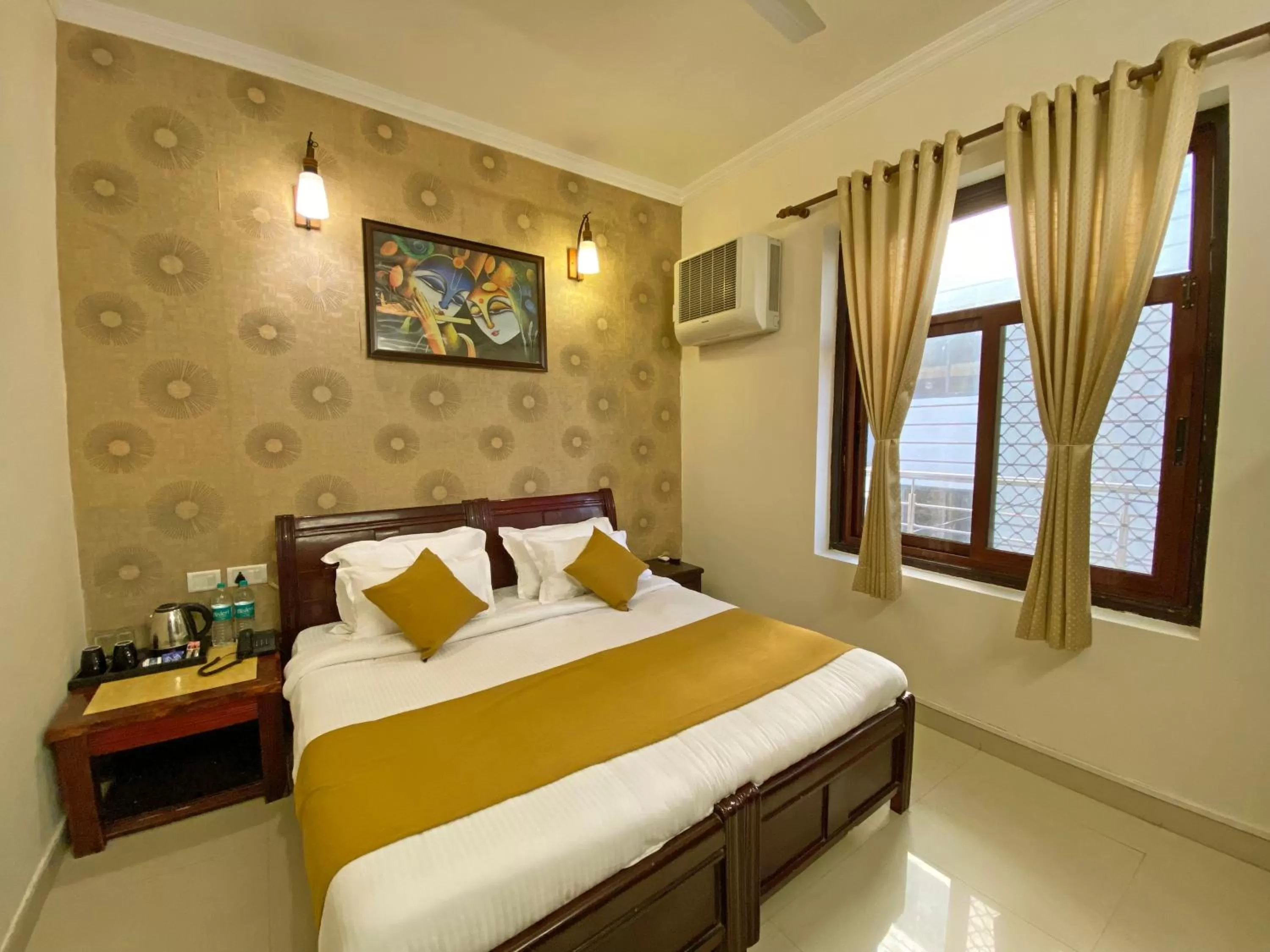 Photo of the whole room in Hotel Nirvana Palace Rishikesh