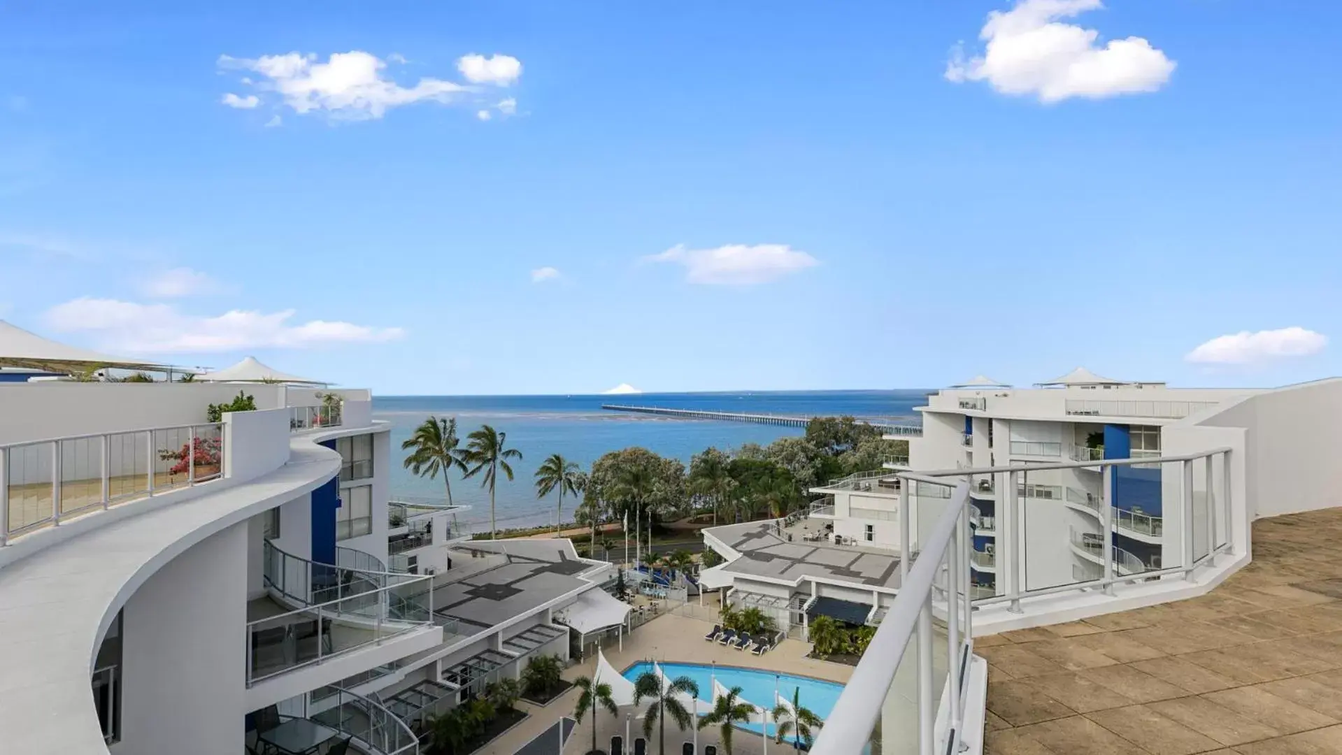 Oaks Hervey Bay Resort and Spa Oaks Hervey Bay Resort and Spa