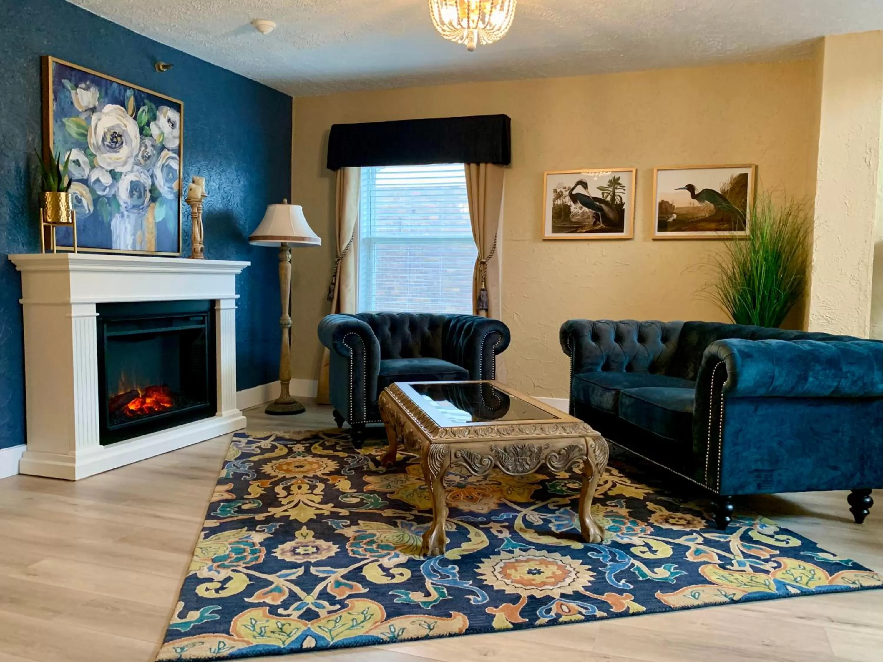 Seating Area in Hotel Frankfort & Restaurant