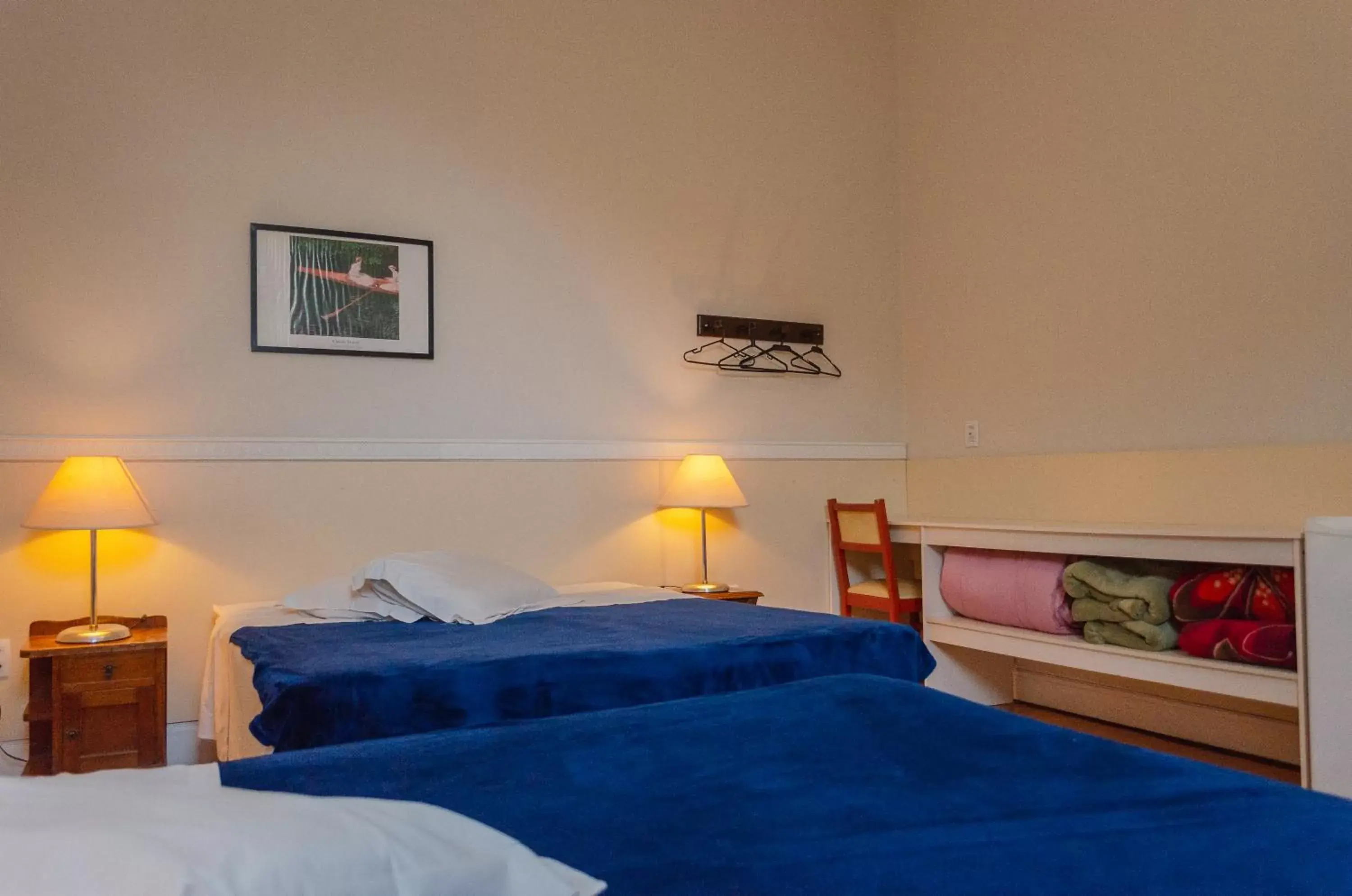 Luxury Quadruple Room in Central Palace Hotel Luxury Quadruple Room in Central Palace Hotel