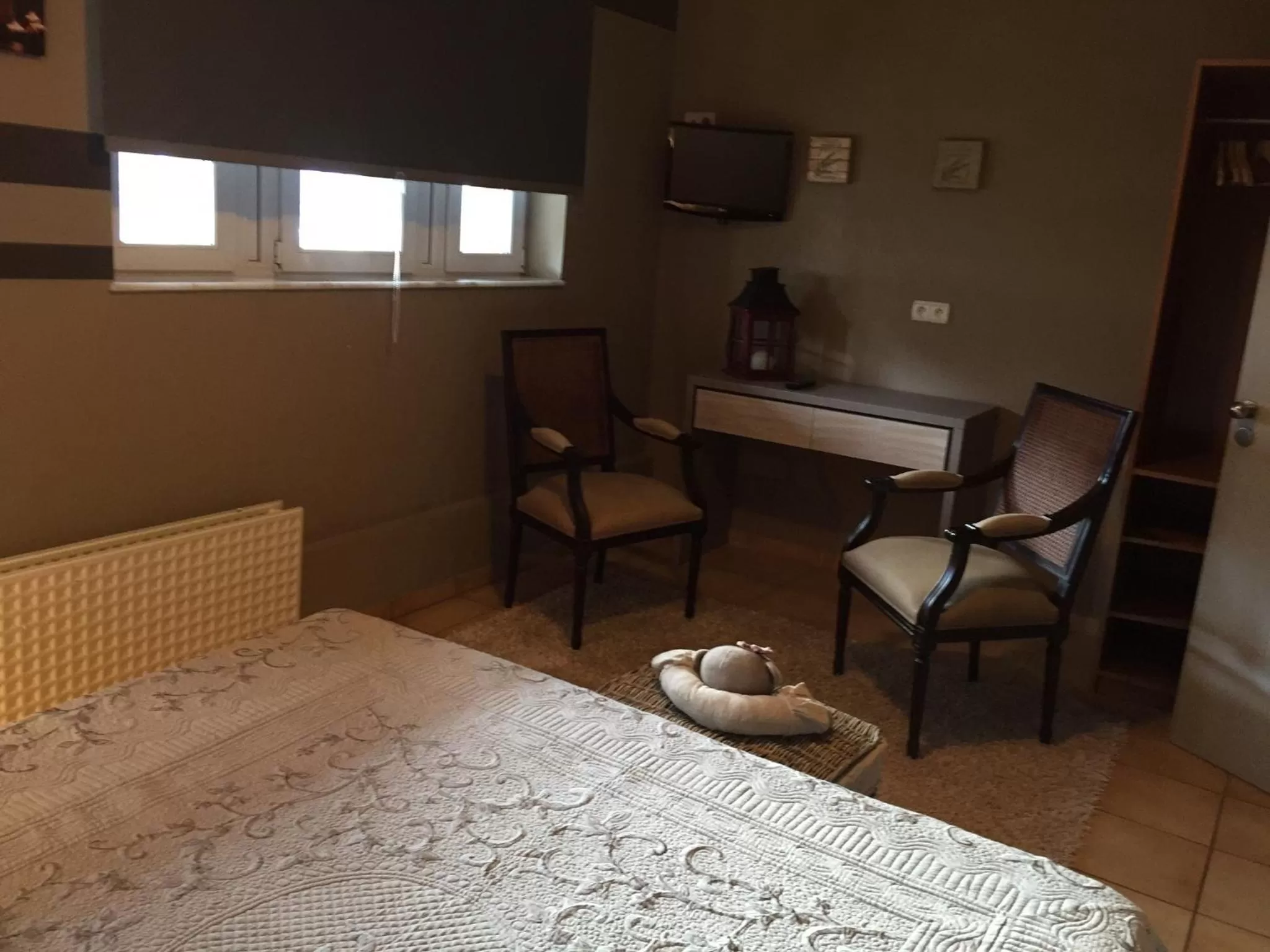 Seating area in MARGOT'L