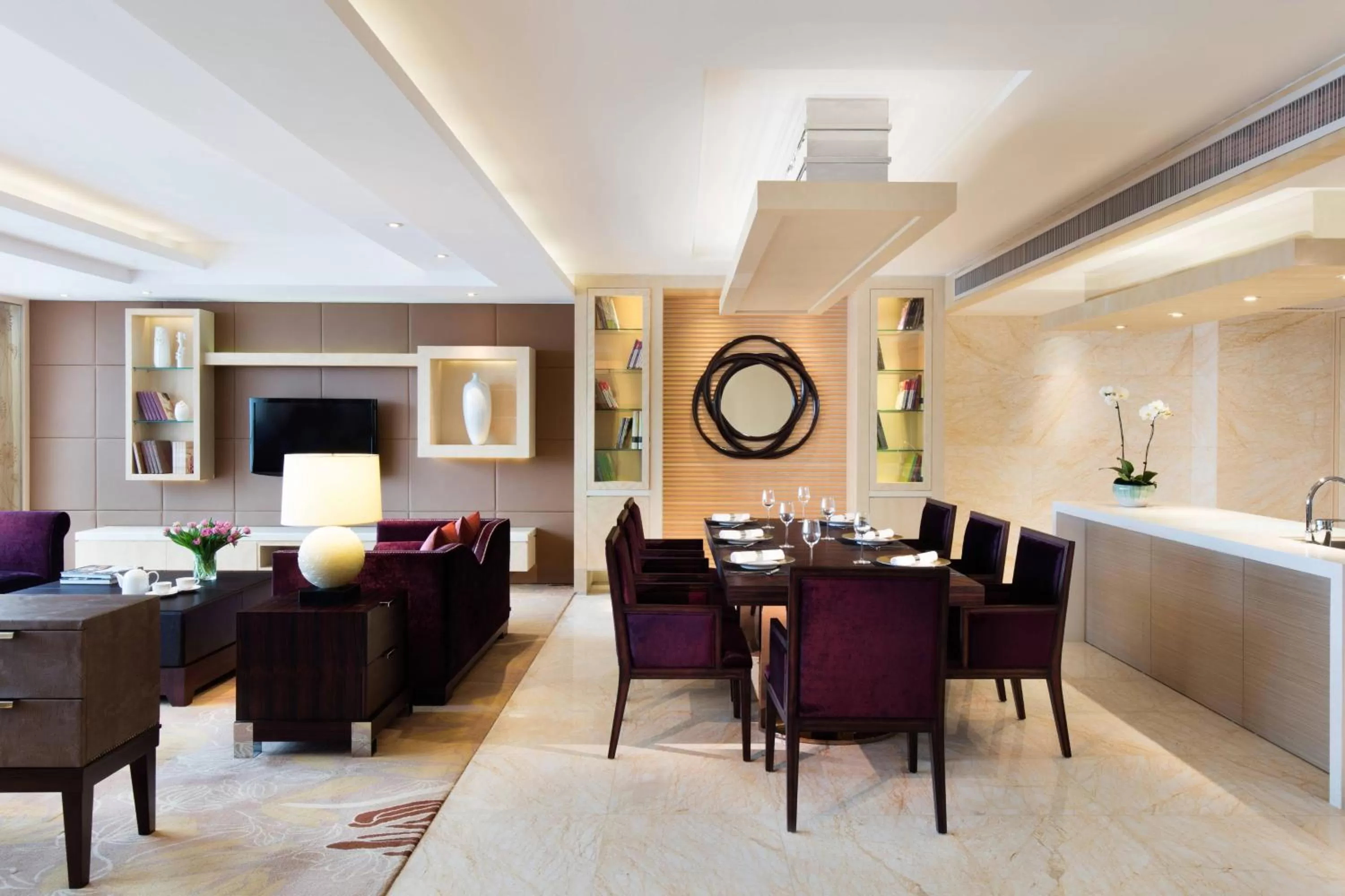 Living room in Guangzhou Marriott Hotel Tianhe